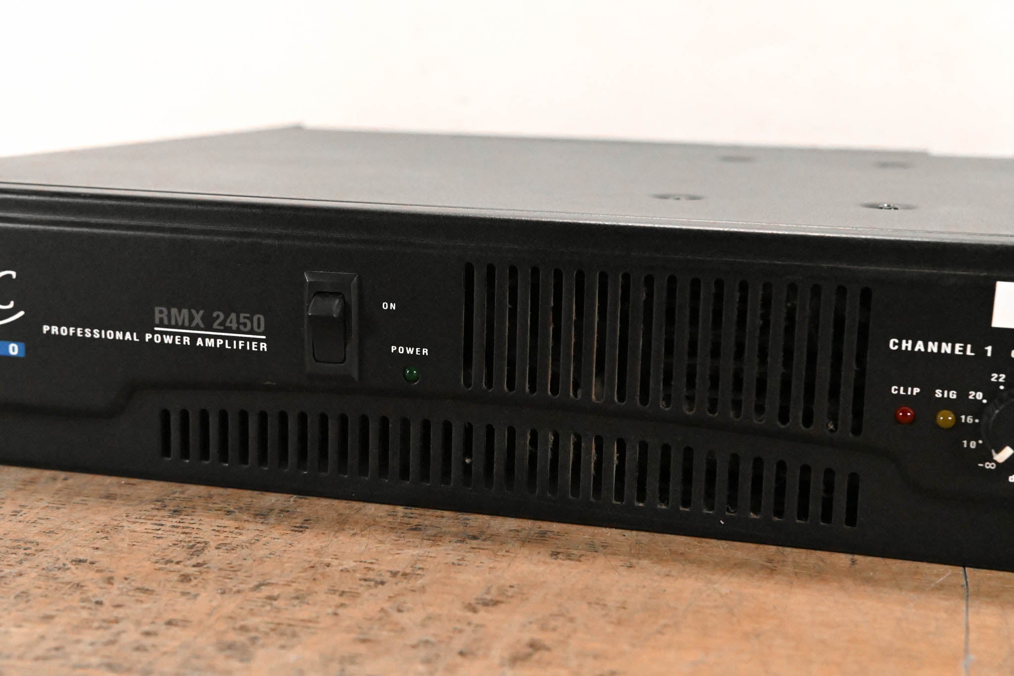 QSC RMX2450 2-Channel Power Amplifier