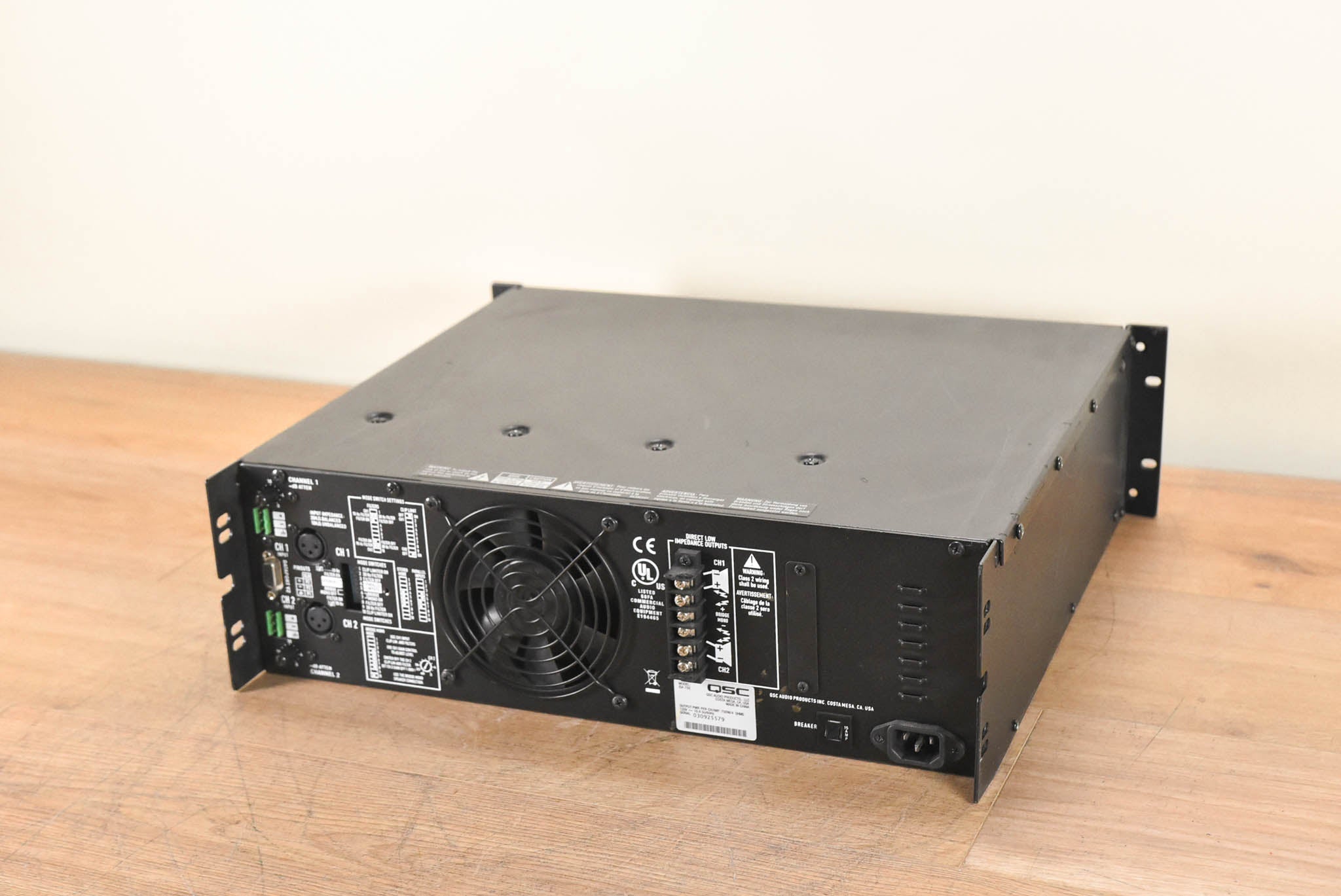 QSC ISA750 2-Channel Power Amplifier