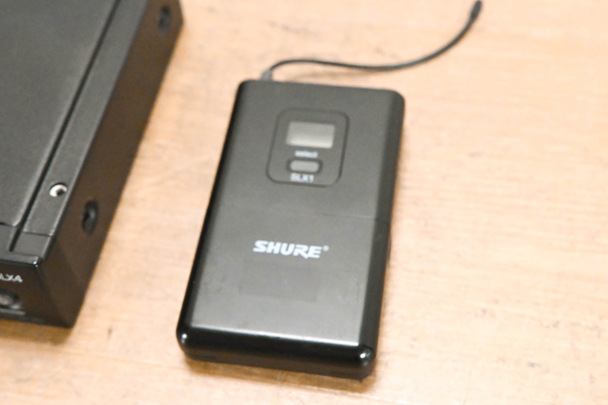 Shure SLX14 Bodypack Wireless System - J3 Band (NO POWER SUPPLY)