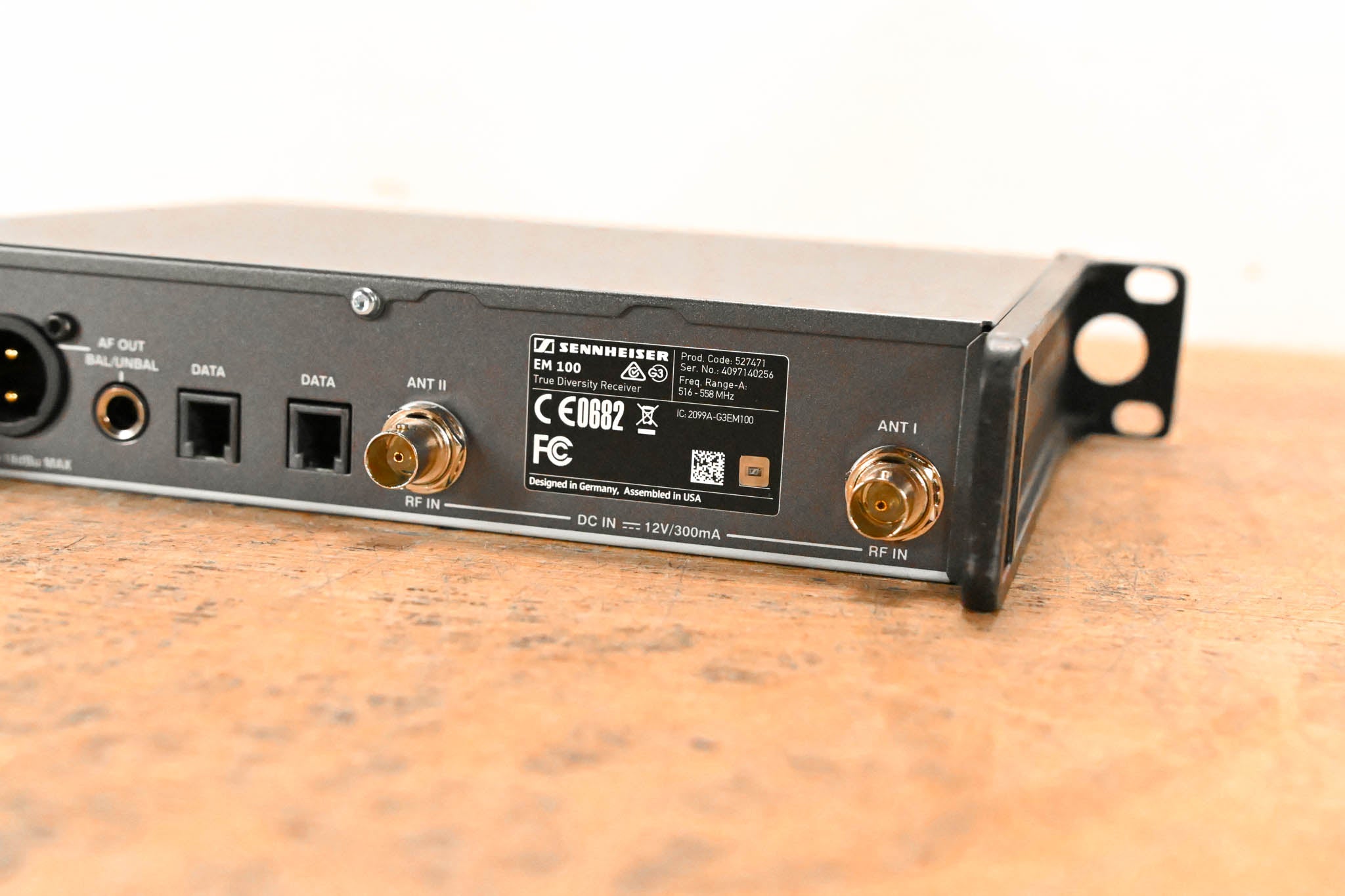 Sennheiser EM 100 G3 Wireless Receiver - A Range: 516-558 MHz