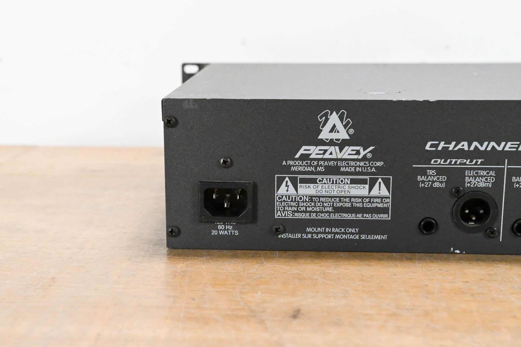 Peavey Q215FX Dual-Channel 15-Band Graphic Equalizer