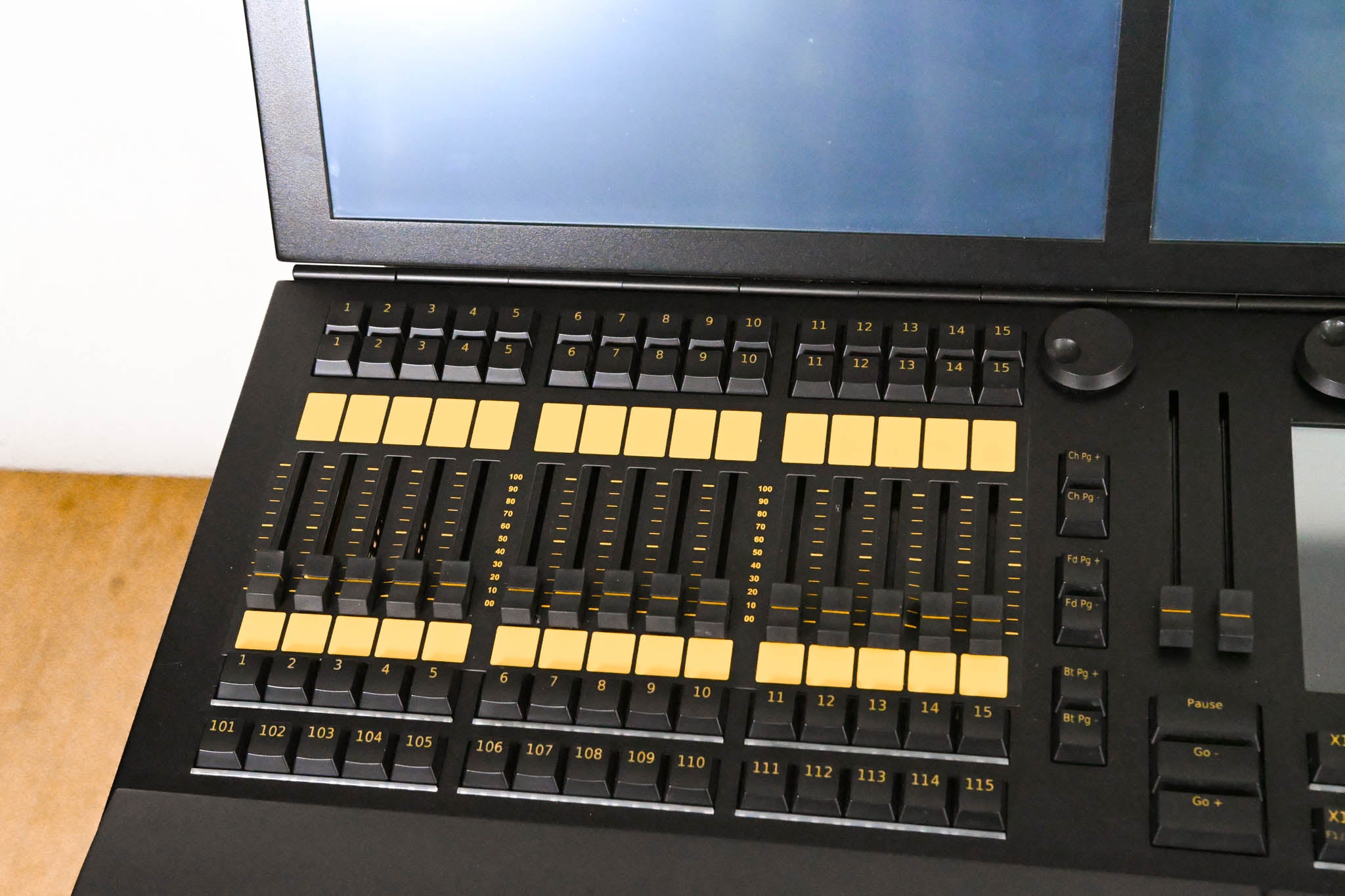MA Lighting GrandMA2 Light Lighting Console