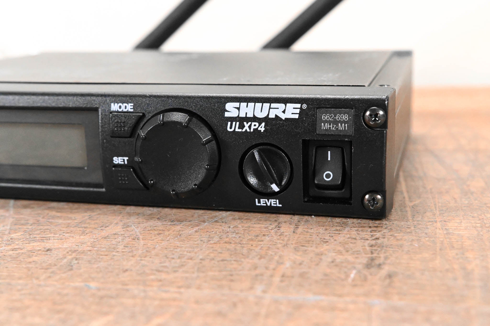 Shure ULXP24/58 Handheld Wireless Microphone System M1 Band: 662-698 MHz