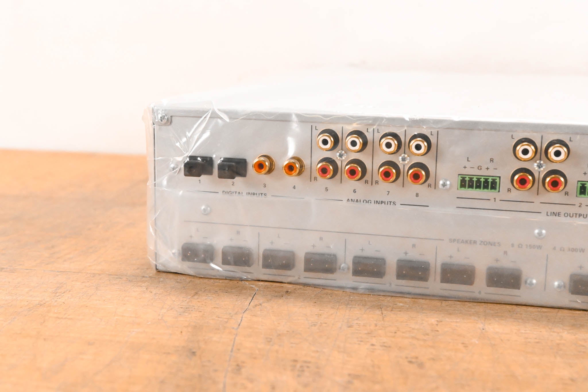 Crestron DM-NAX-8ZSA DM NAX 8-Zone Streaming Amplifier