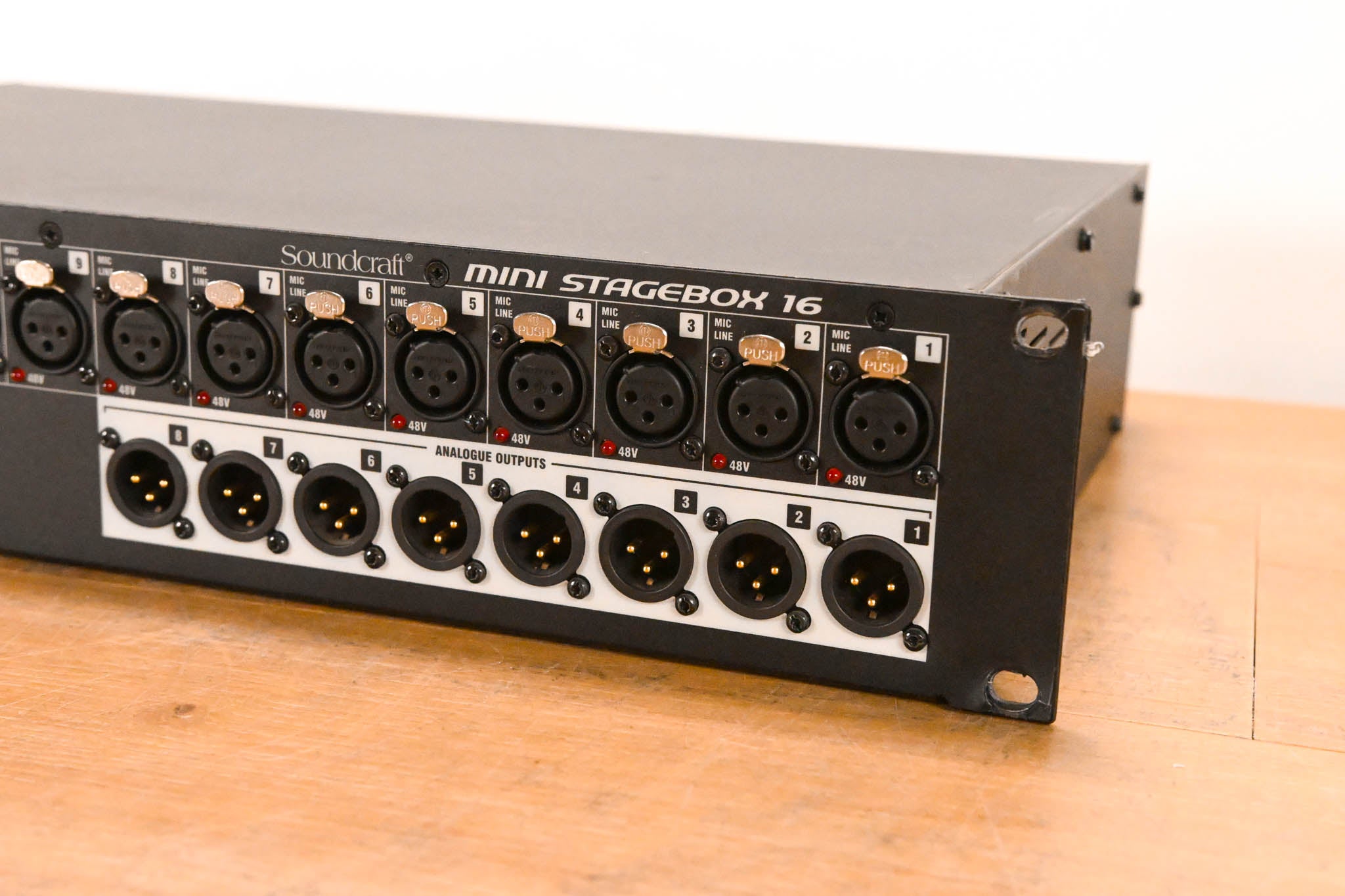 Soundcraft Mini Stagebox 16 Cat 5 16-CH Digital Stagebox with MADI Card