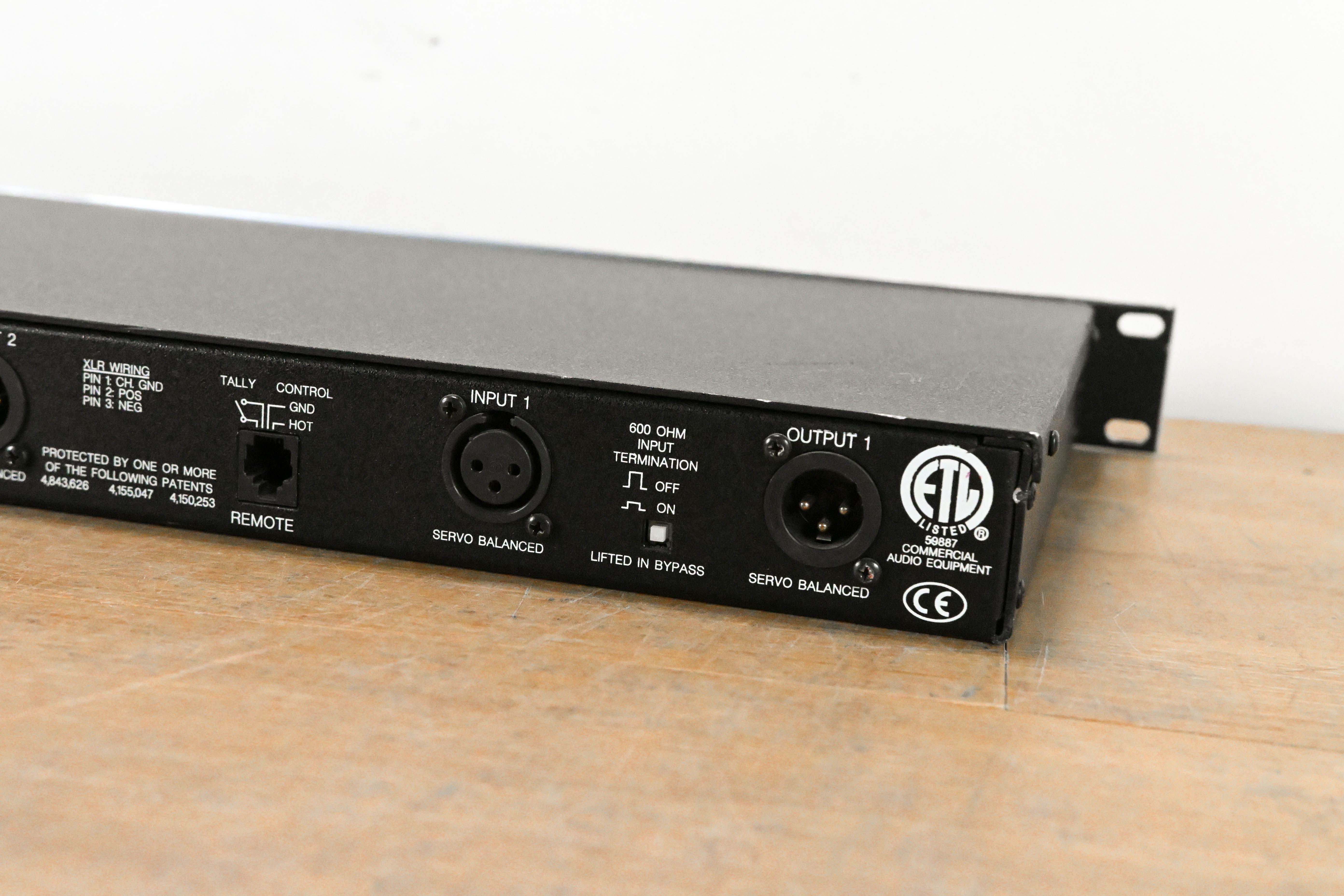 Aphex 720 DOMINATOR II Precision Multiband Peak Limiter