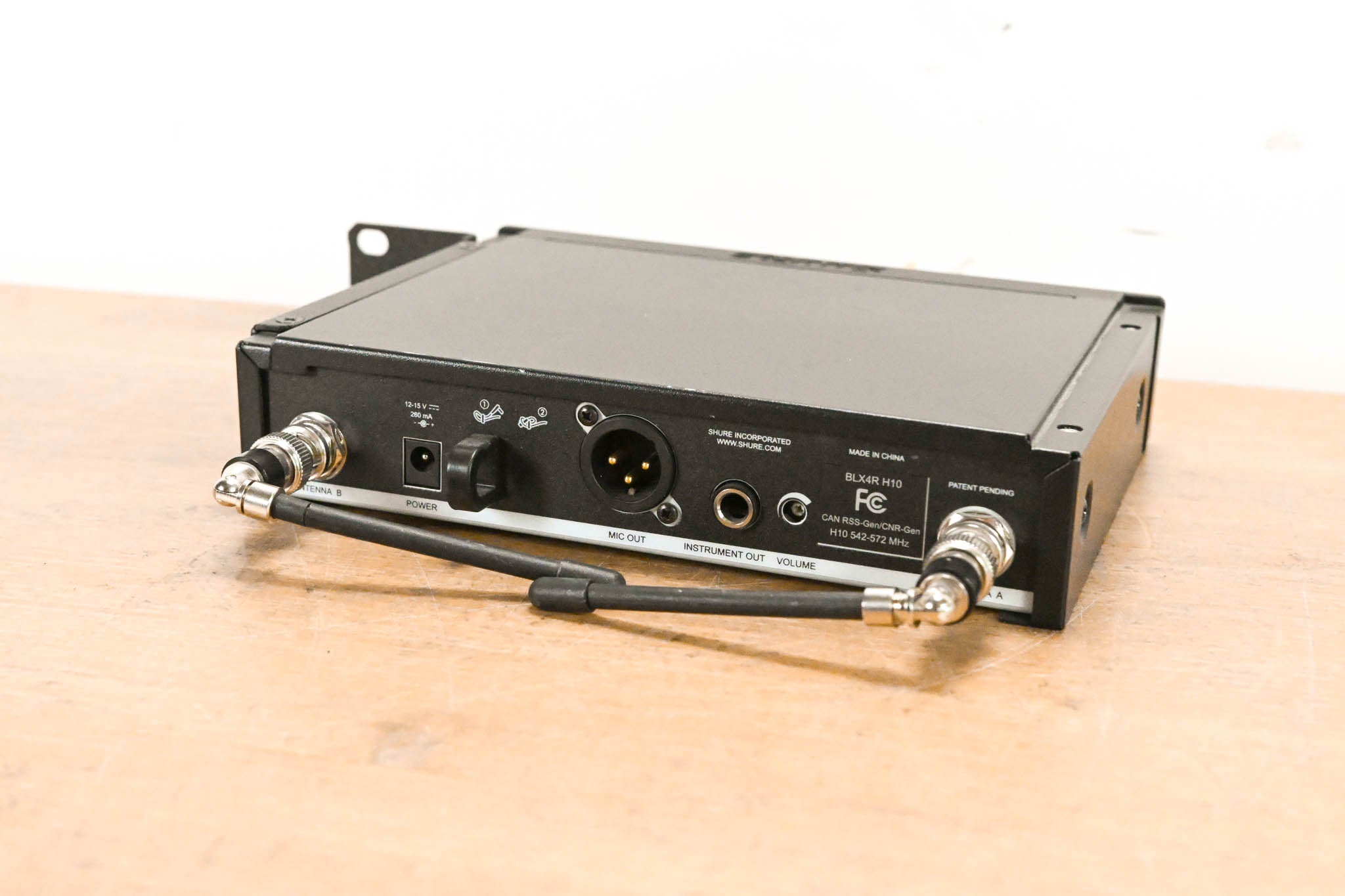 shure BLX24R/PG58 Handheld Wireless System - H10 Band (NO POWER SUPPLY)