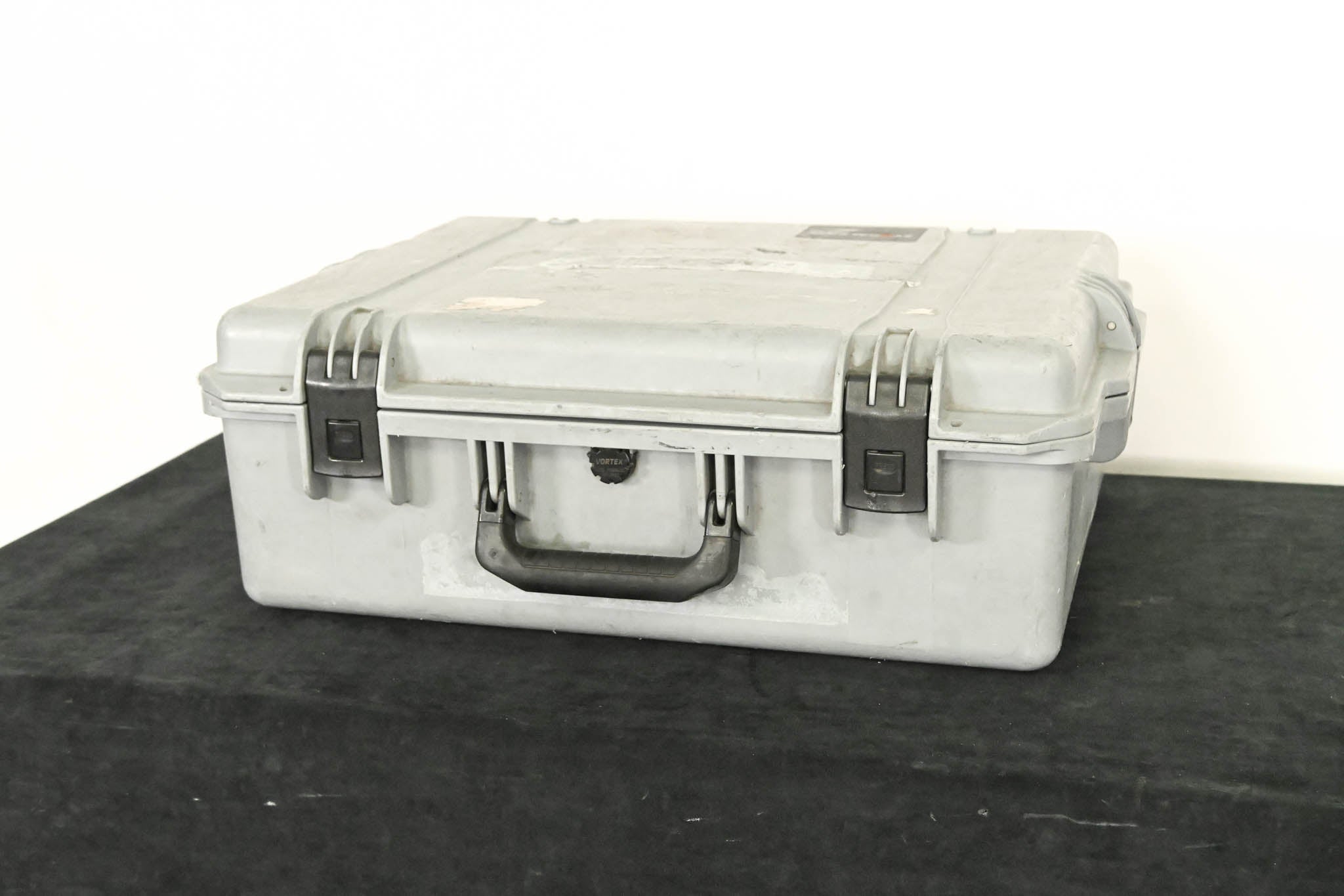 Pelican Storm Case iM2700 22.00 x 17.00 x 8.00 in