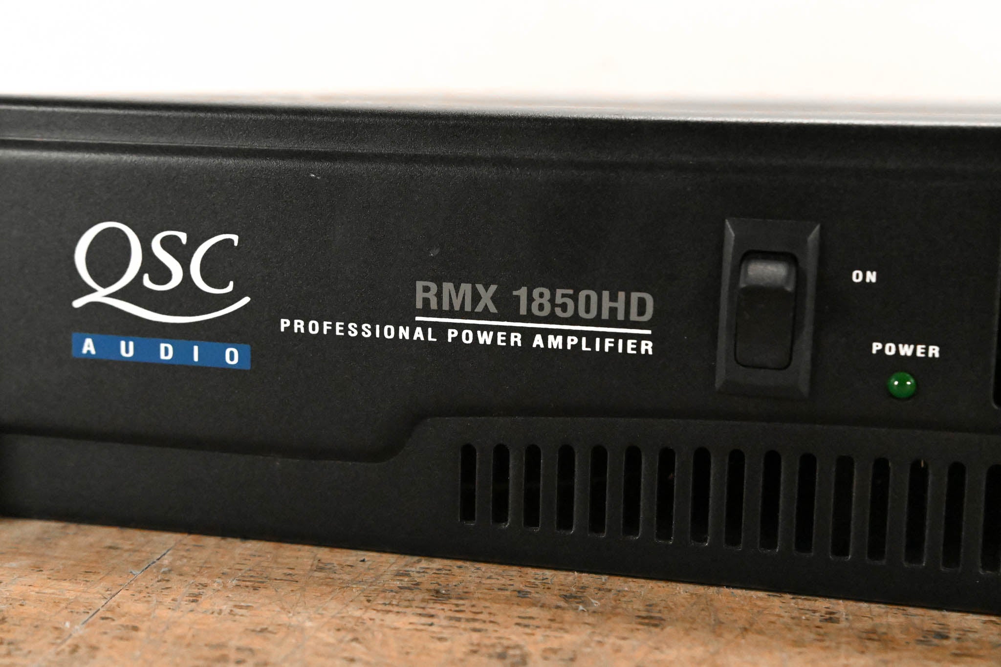 QSC RMX1850HD 2-Channel Power Amplifier