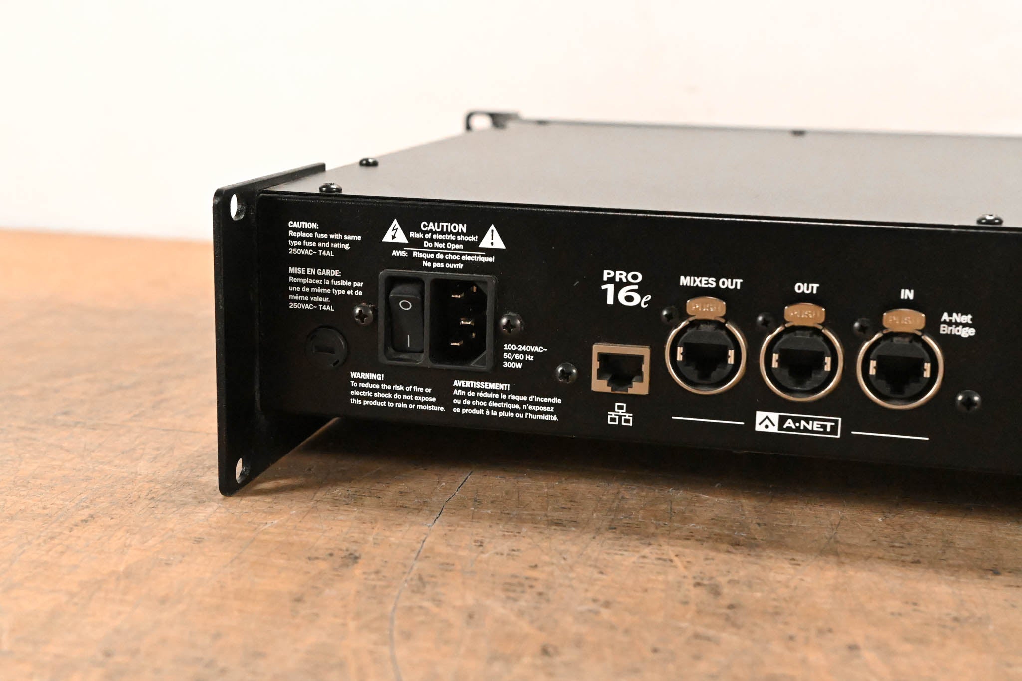Aviom D800 A-Net Distributor