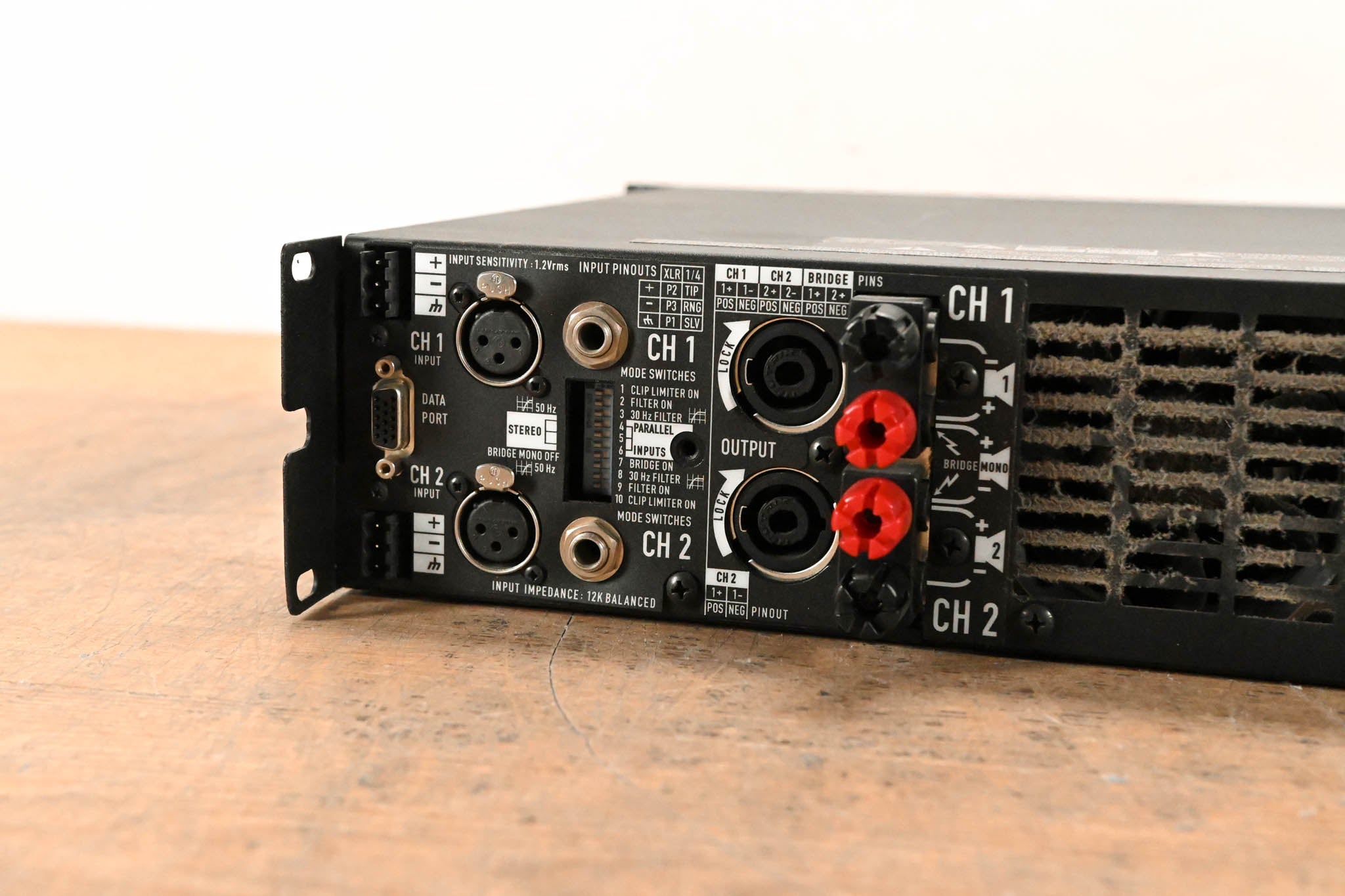 QSC PowerLight 2 PL218 2-Channel Power Amplifier