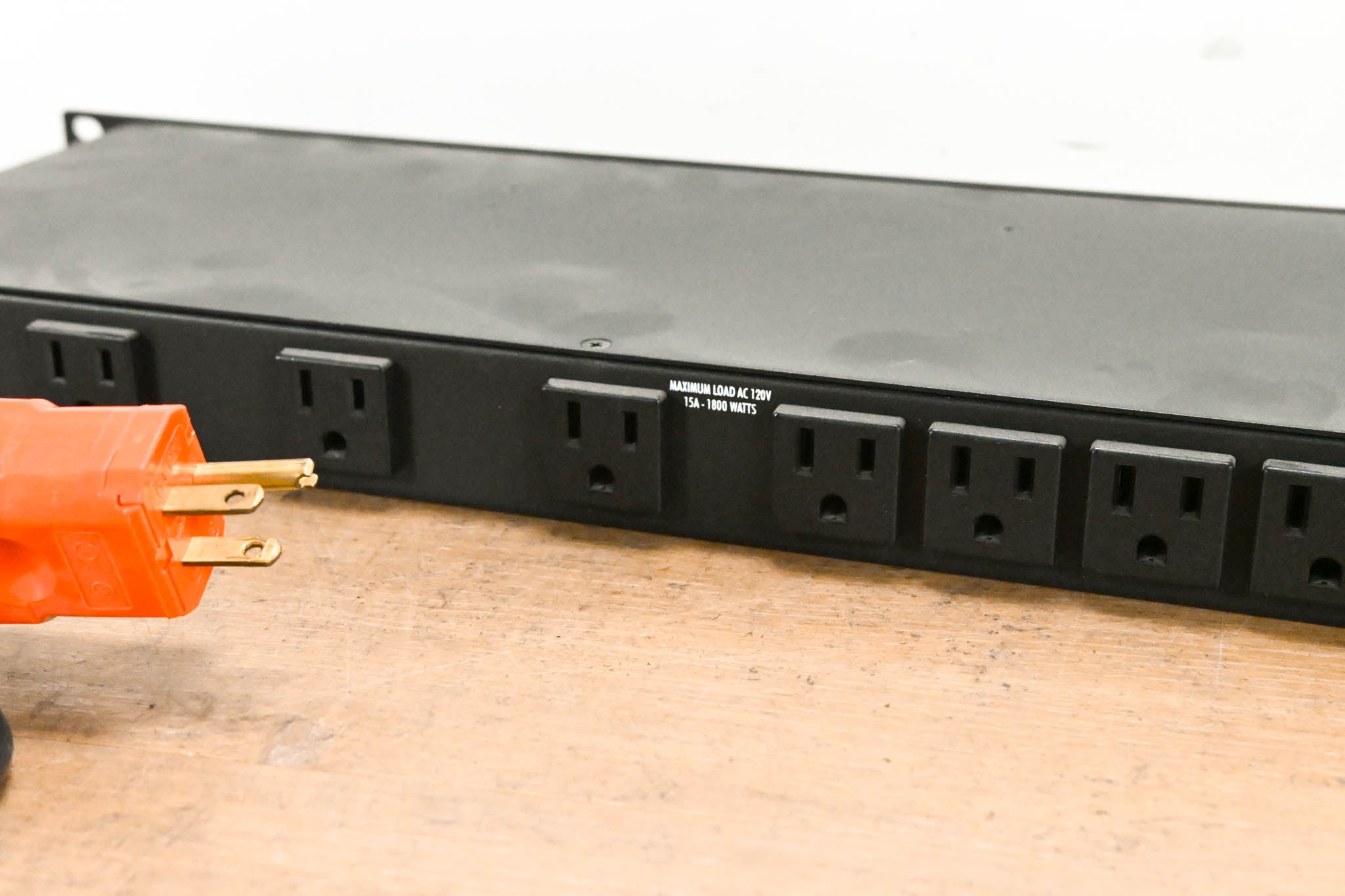 Furman M-8Lx 15A Merit Series Power Conditioner with Lights