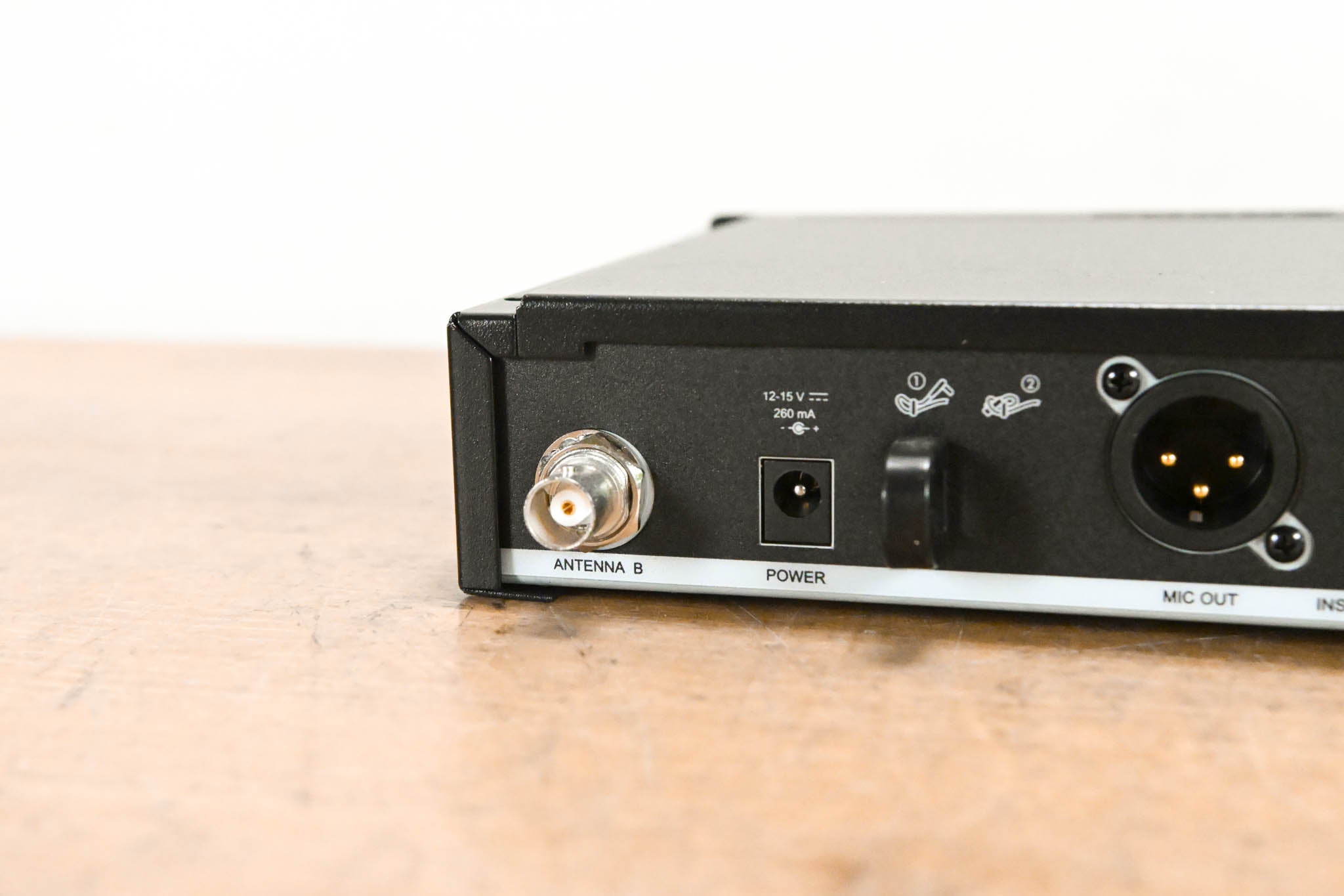Shure BLX24R/B58 Handheld Wireless System - H10 Band (NO POWER SUPPLY)