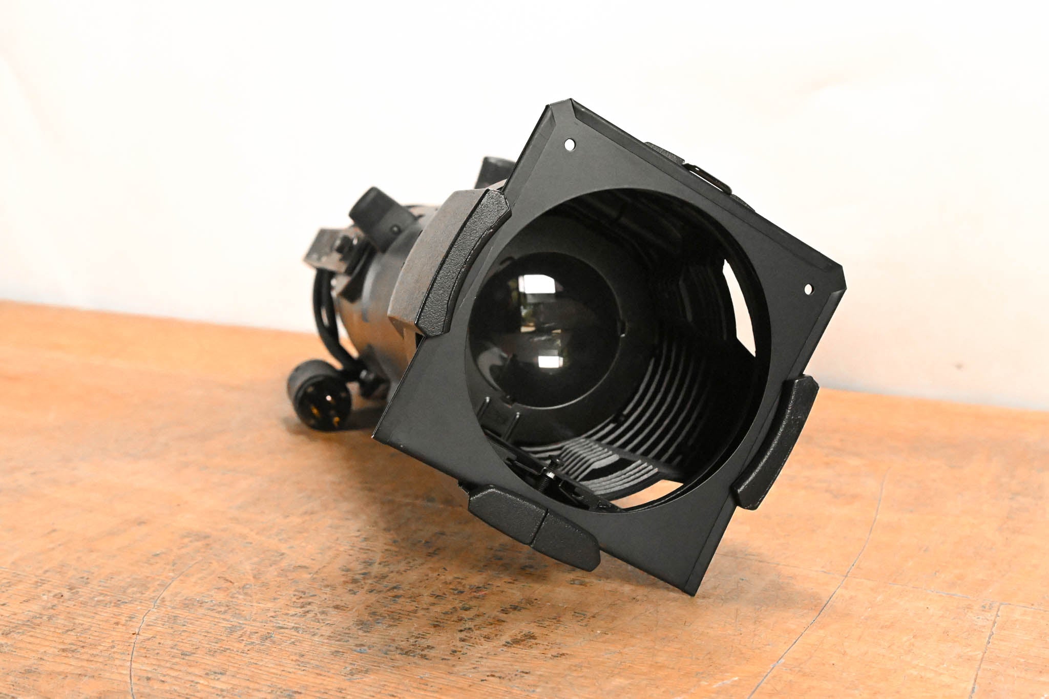 ETC Source Four Jr 26 Degree 575 Ellipsoidal Light