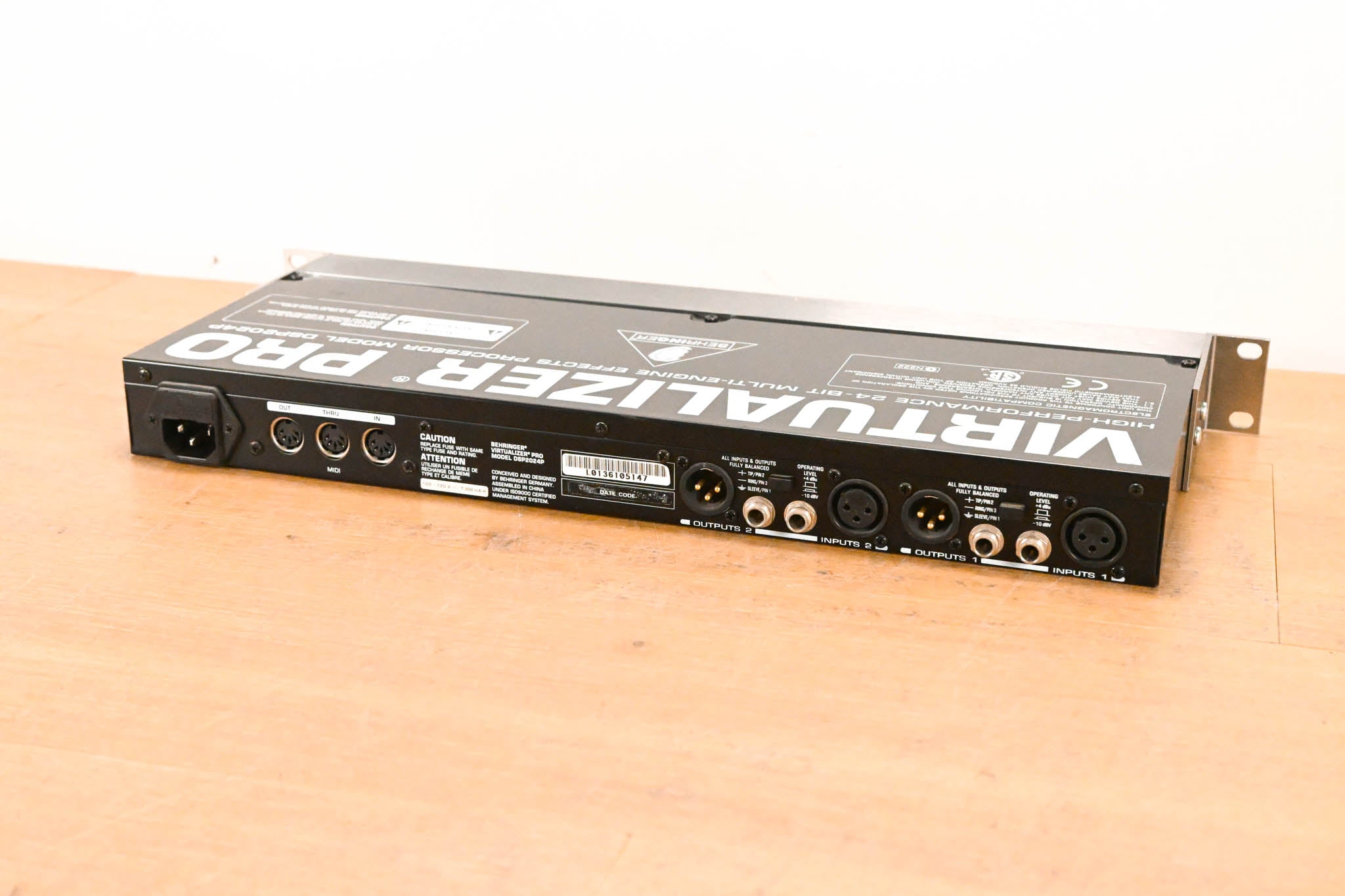 Behringer Virtualizer Pro DSP2024P 24-Bit Multi-Effects Processor
