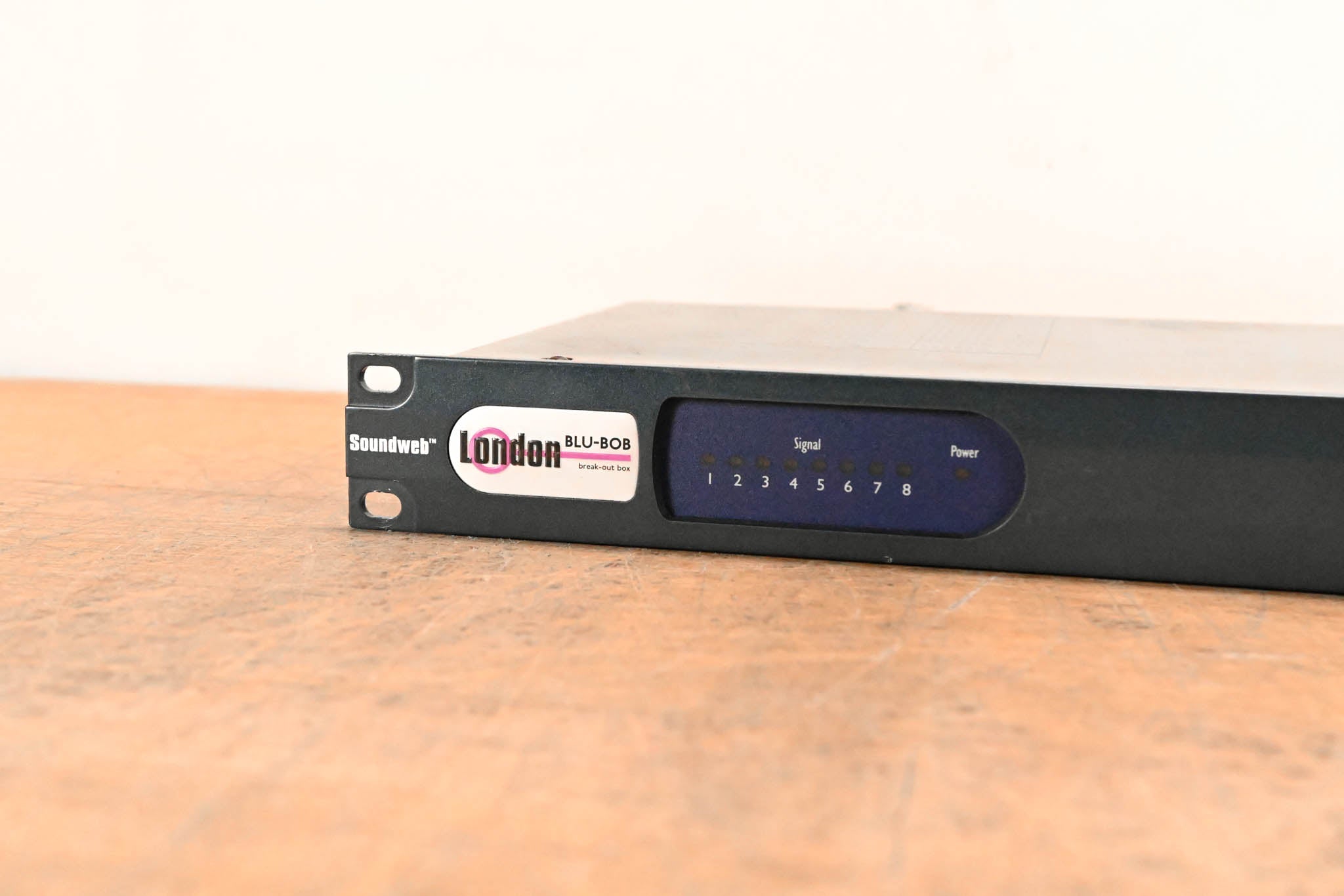 BSS London BLU-BOB2 8-Channel Break-Out Box Output Expander (NO PSU)