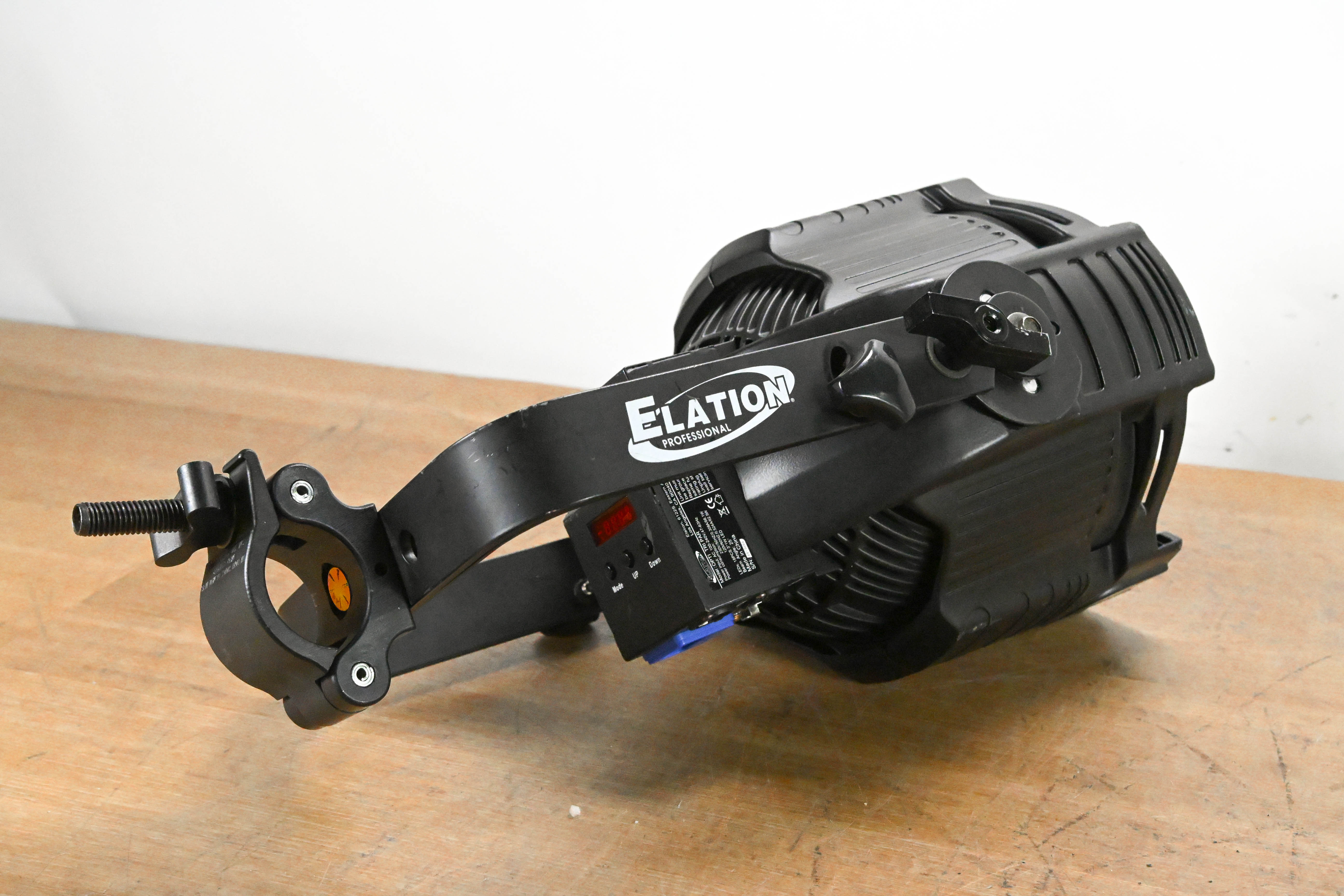 Elation OPTI TRI PAR 18 x 3W Tri Color LED Par