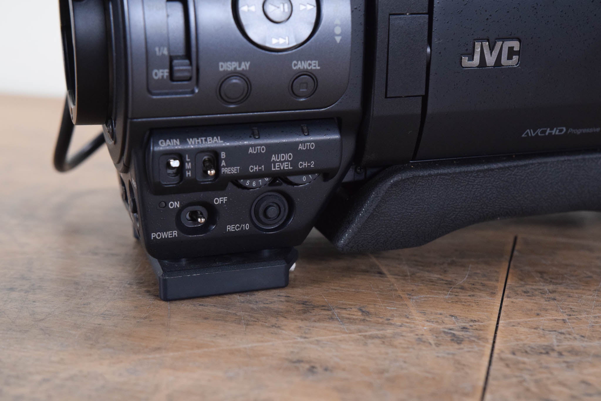 JVC GY-HM850CHU ProHD Compact Shoulder Mount Camera