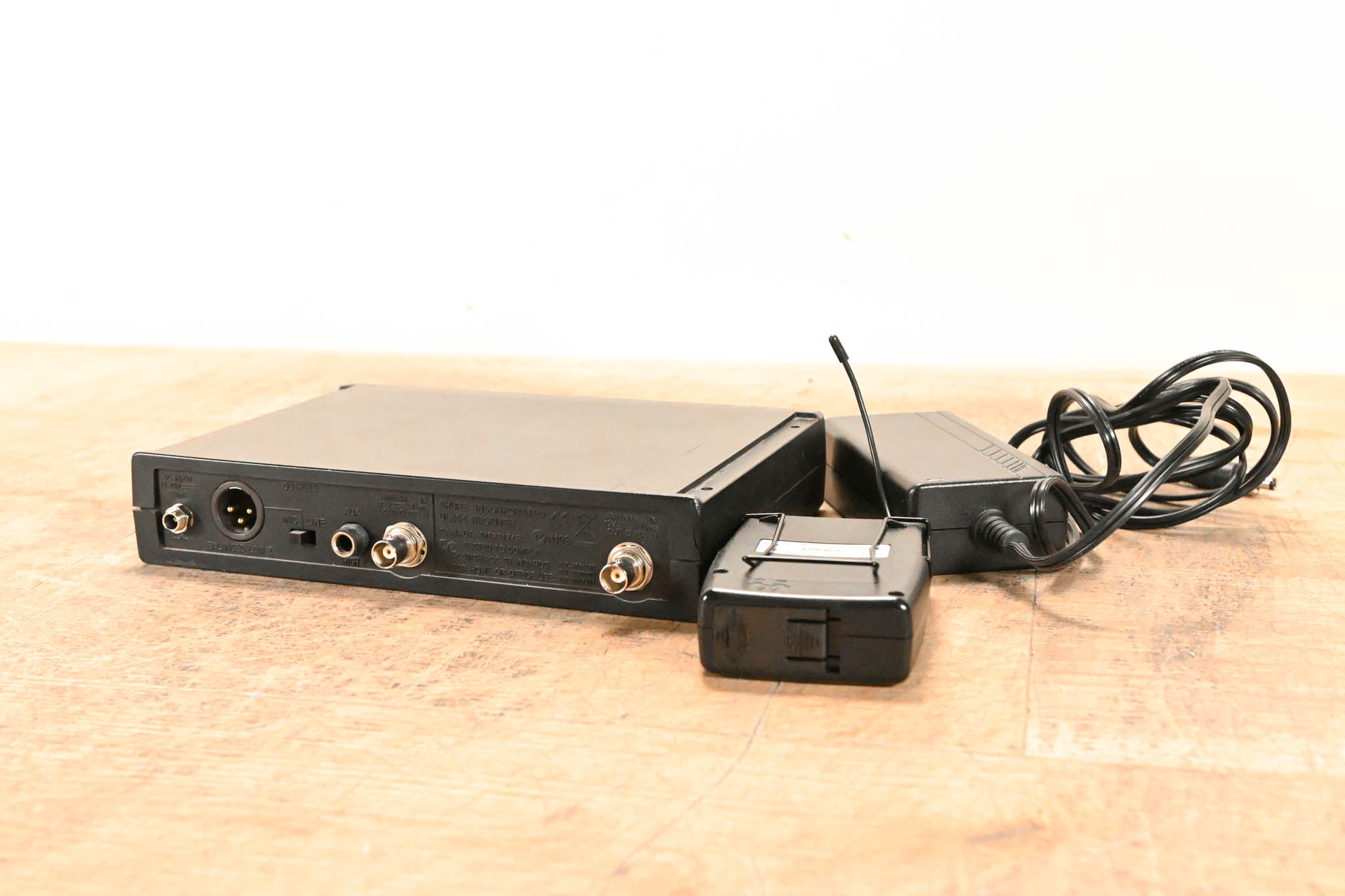 Shure ULXS14 Bodypack Wireless System - J1 Band: 554-590 MHz