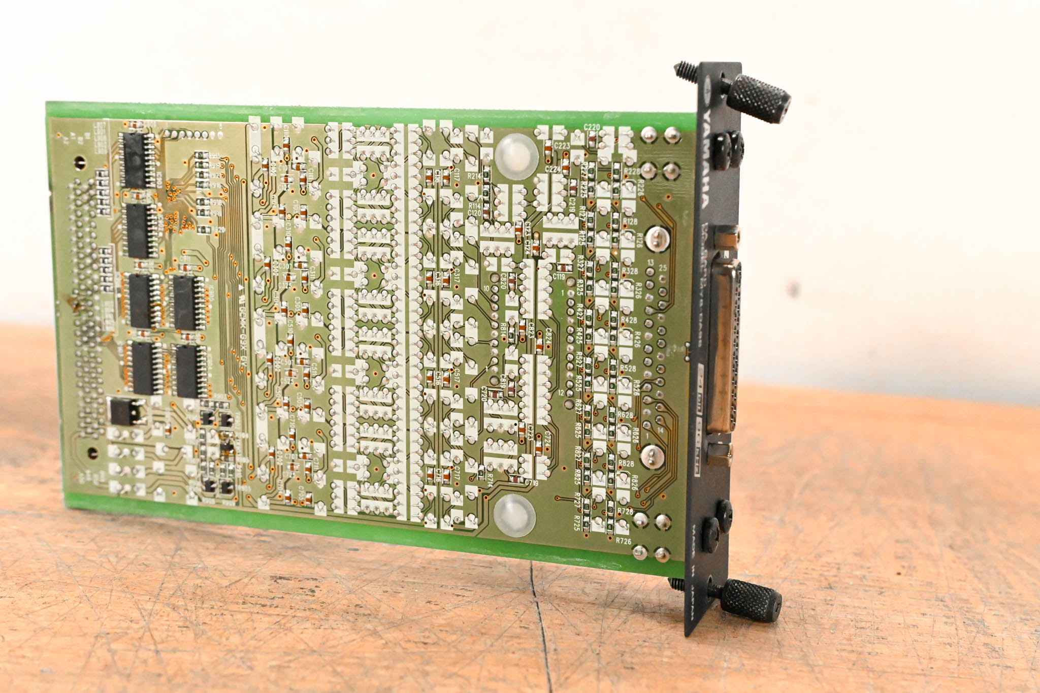 Yamaha MY8-DA96 24-bit, 96kHz 8-Channel Analog Output Card