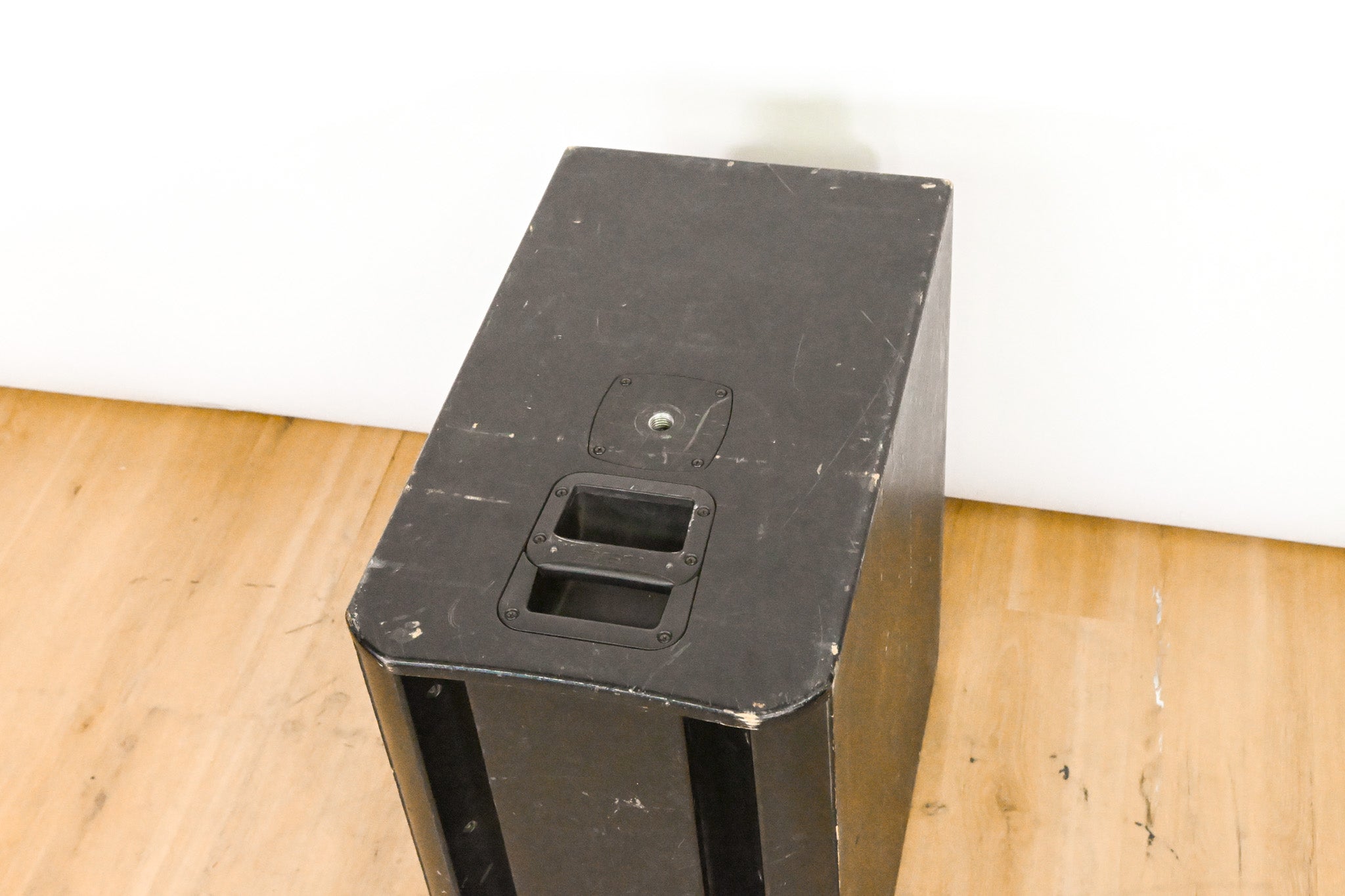 QSC KSub 1000W Dual 12" Powered Subwoofer