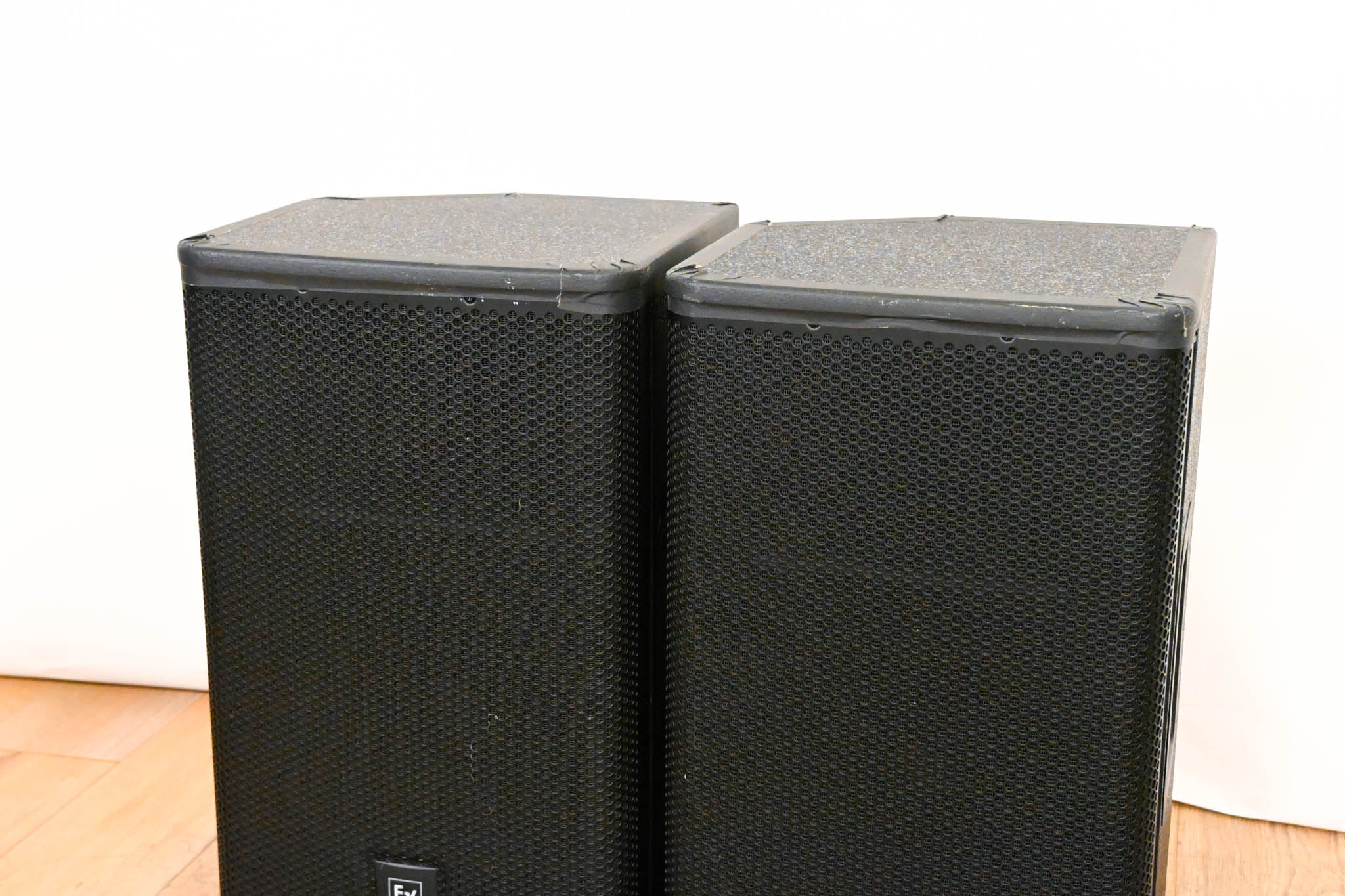 Electro-Voice (EV) ELX112P 12" Live X Two-Way Powered Loudspeaker (PAIR)