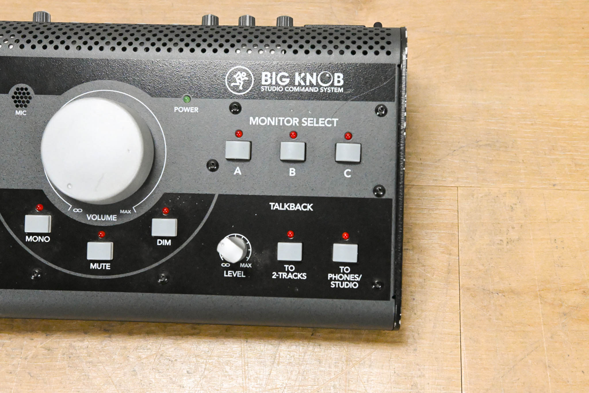 Mackie Big Knob Studio Command System