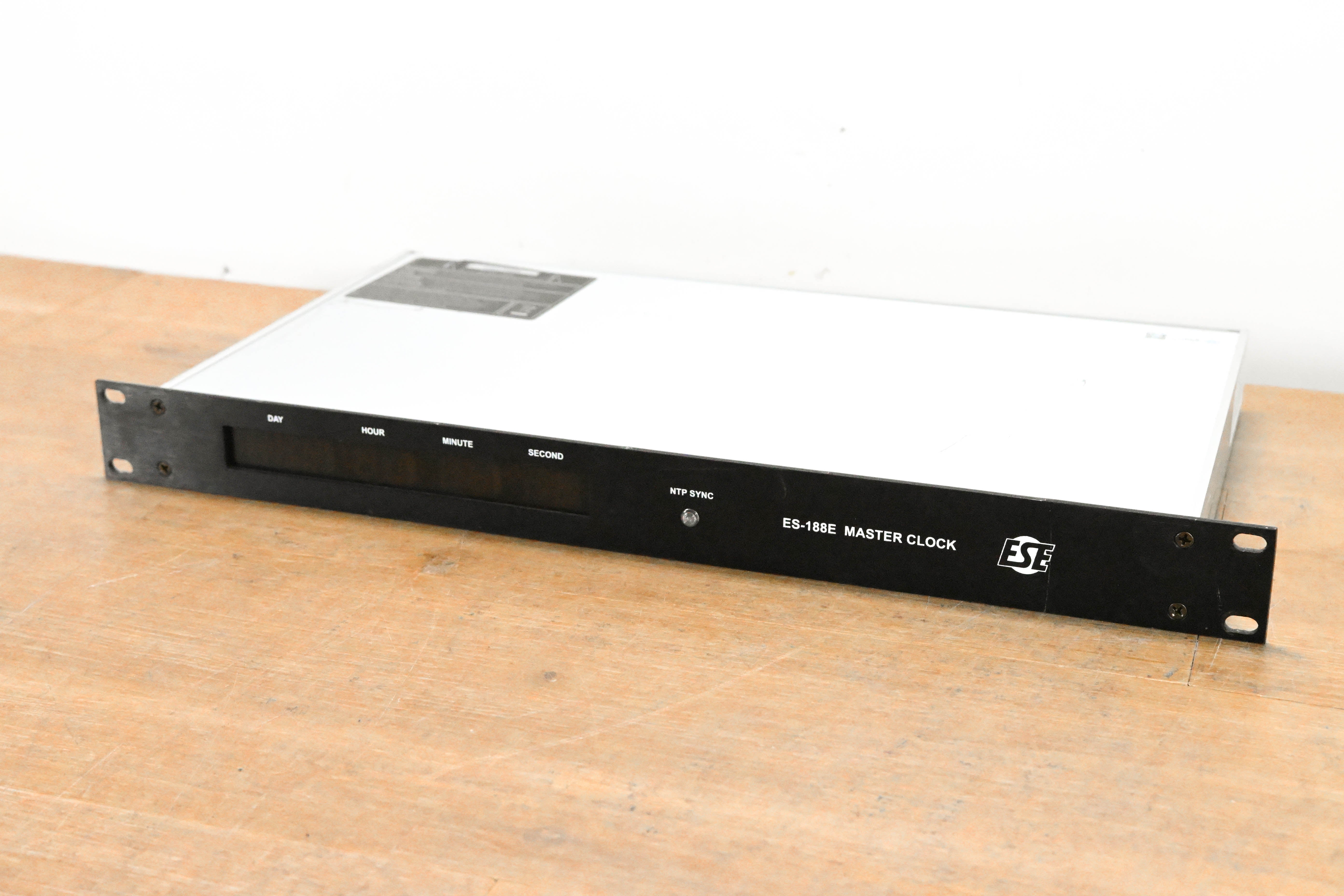 ESE ES-188E NTP Referenced Master Clock/Time Code Generator (NO PSU)