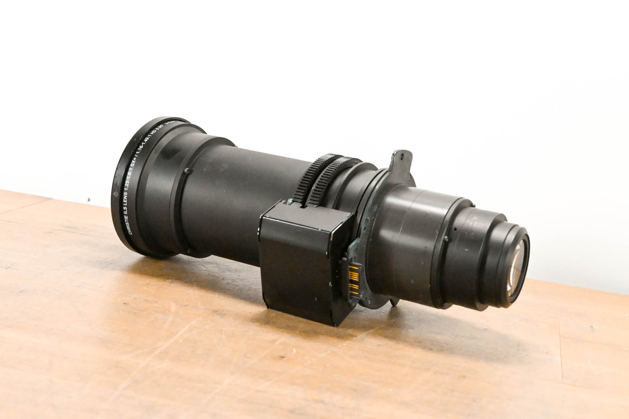 Christie ILS LENS 1.25-1.6:1 SX+/1.16-1.49:1 HD 0.95 3-Chip DLP Lens