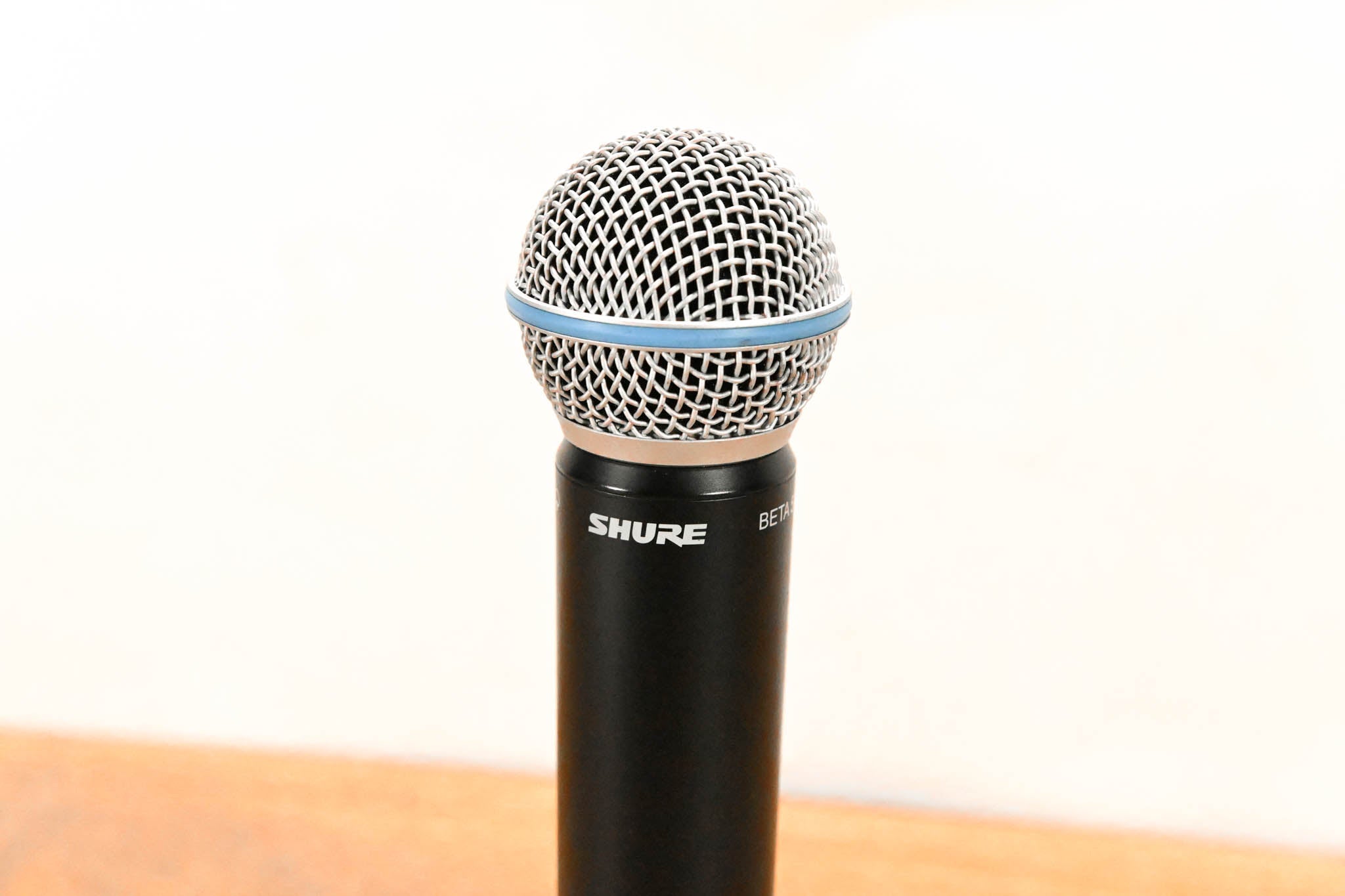 Shure BLX24R/B58 Handheld Wireless System - H10 Band (NO POWER SUPPLY)