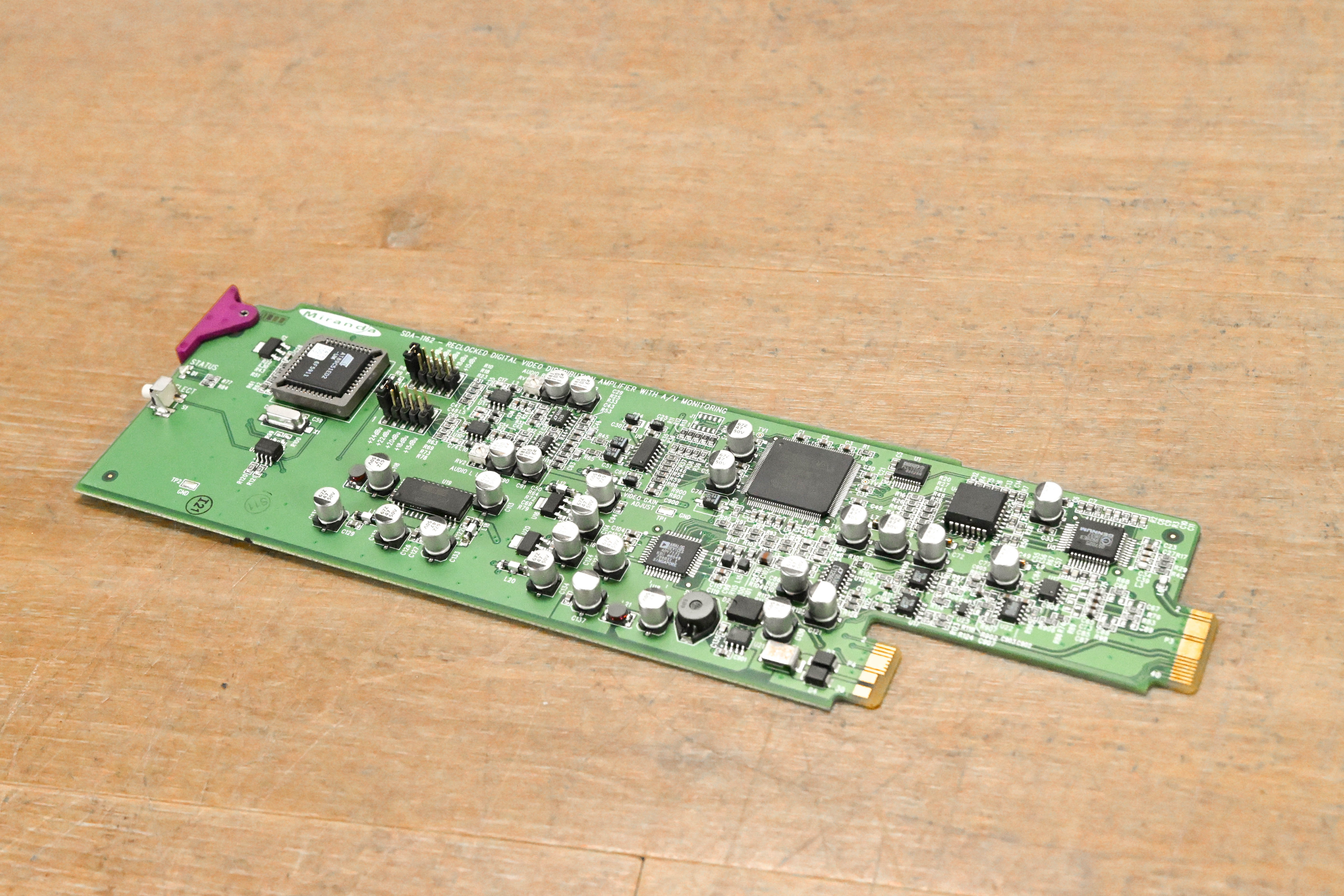 Miranda SDA-1162 Reclocked SDI Distribution Amplifier Module