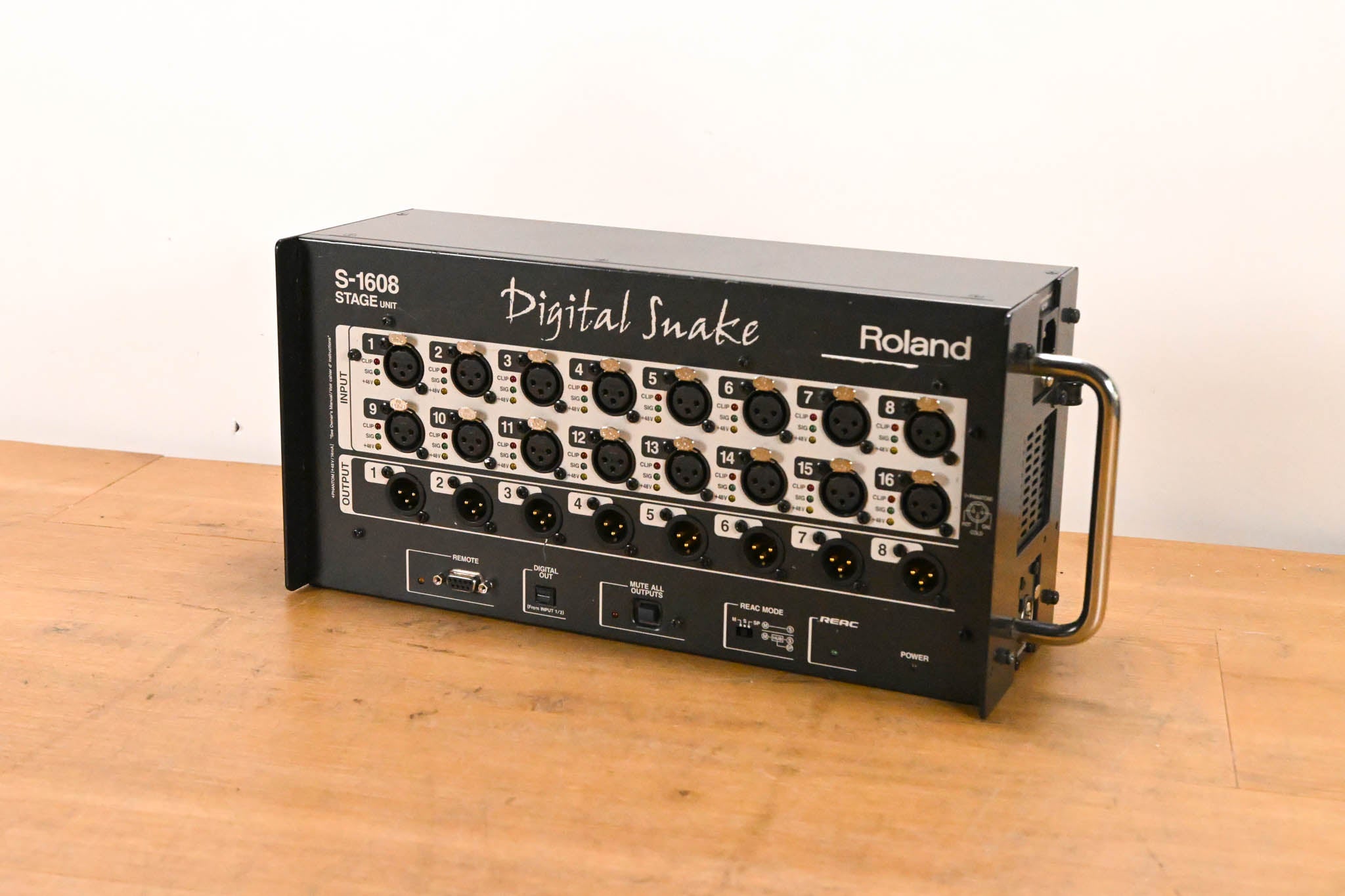 Roland S-1608 16 x 8 Stage Unit