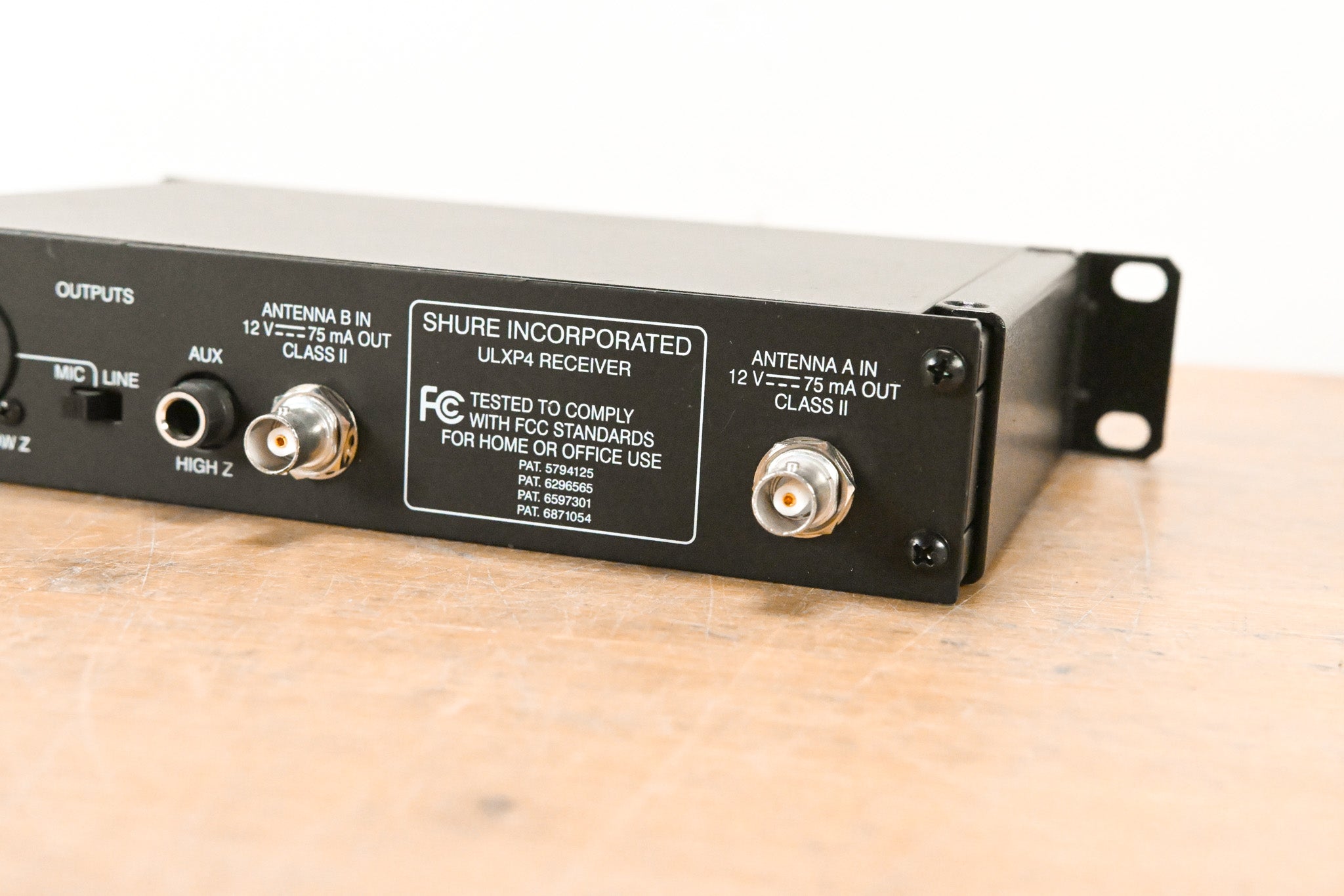 Shure ULXP24/BETA87A Handheld Wireless System - G3 Band NO POWER SUPPLY
