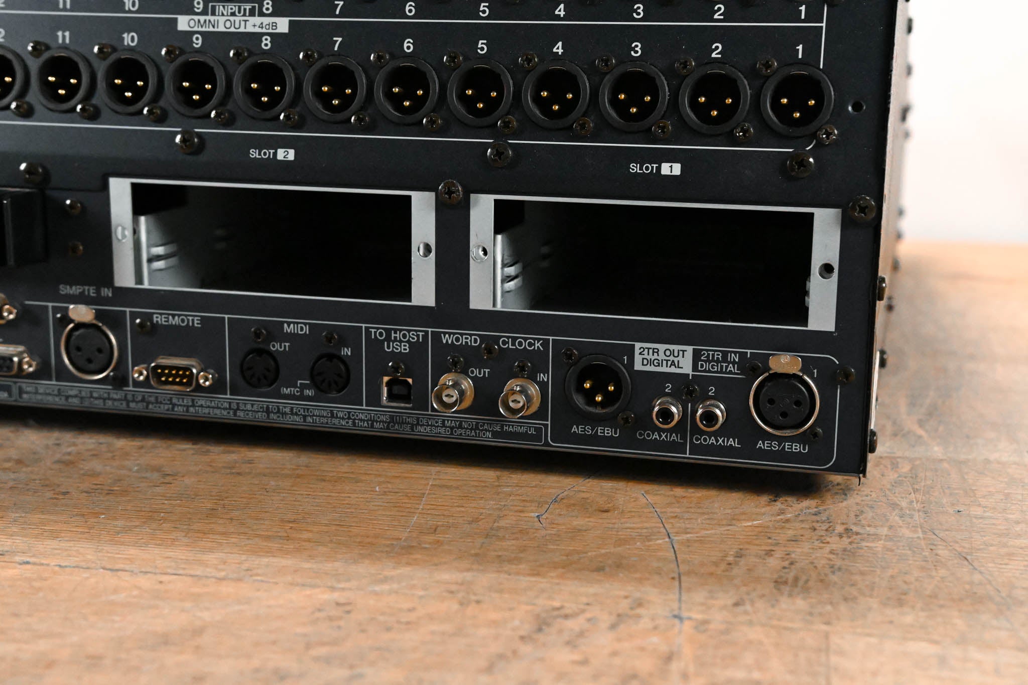 Yamaha DM1000 48-Channel Digital Audio Mixing Console