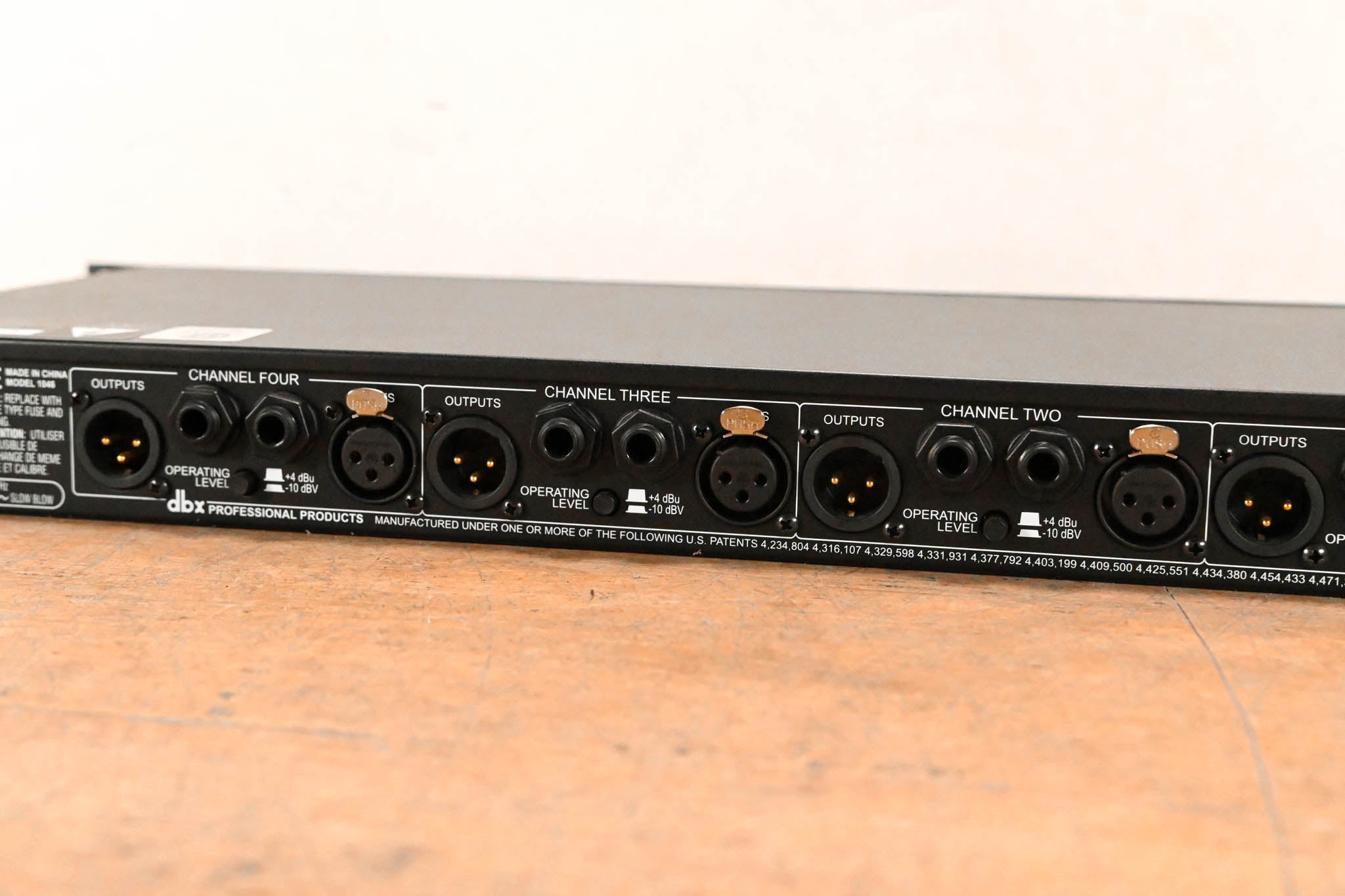 dbx 1046 Quad Compressor/Limiter