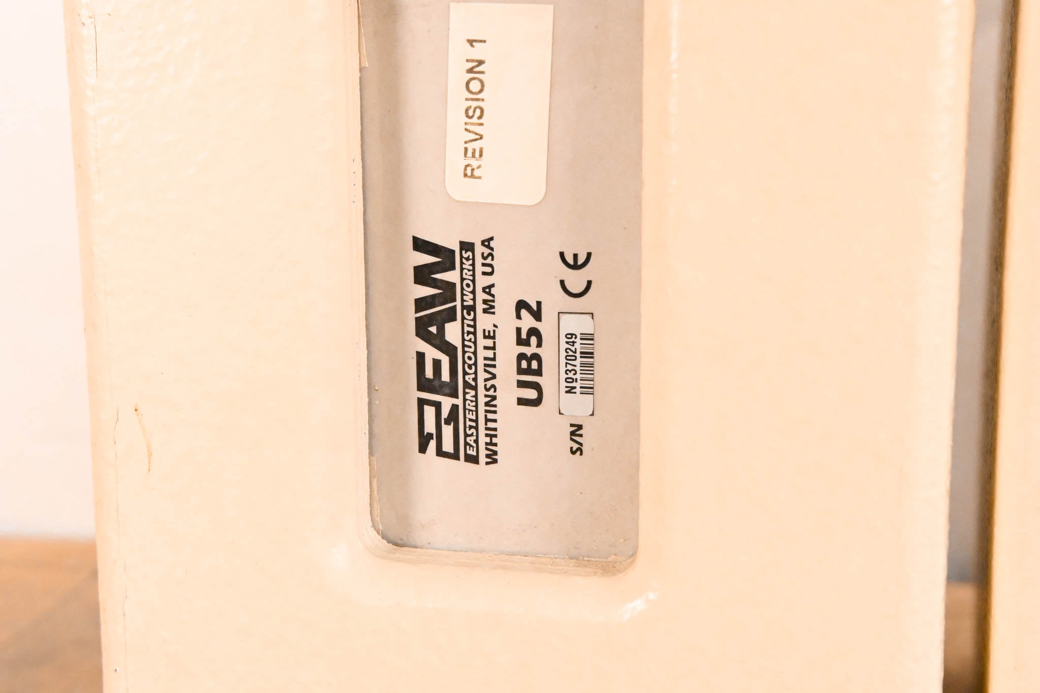 EAW UB52 Two-Way Full-Range Loudspeaker - White (PAIR)