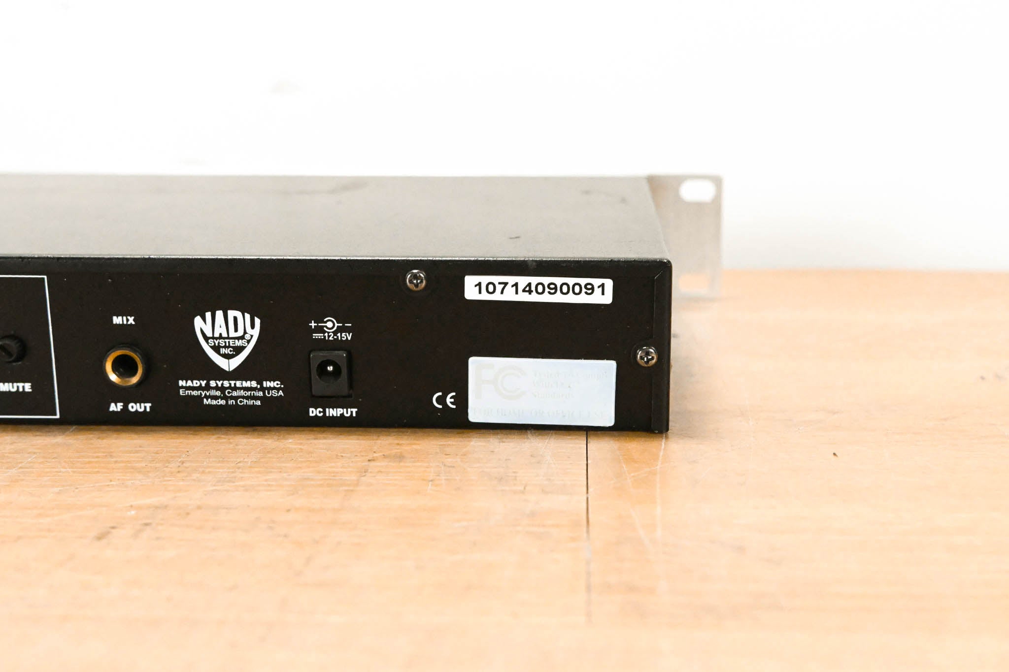 Nady U-41 Quad 4-Channel UHF Receiver (NO POWER SUPPLY)