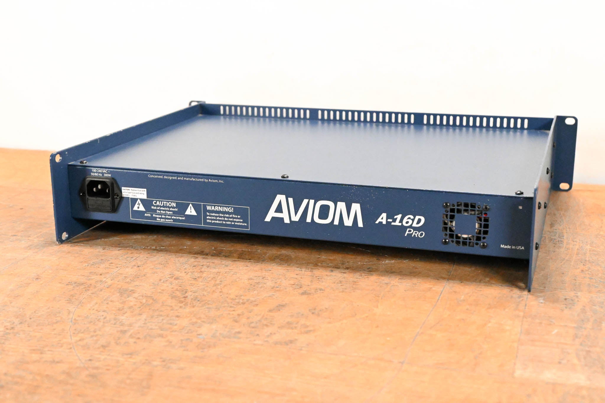 Aviom A-16D Pro A-Net Distributor