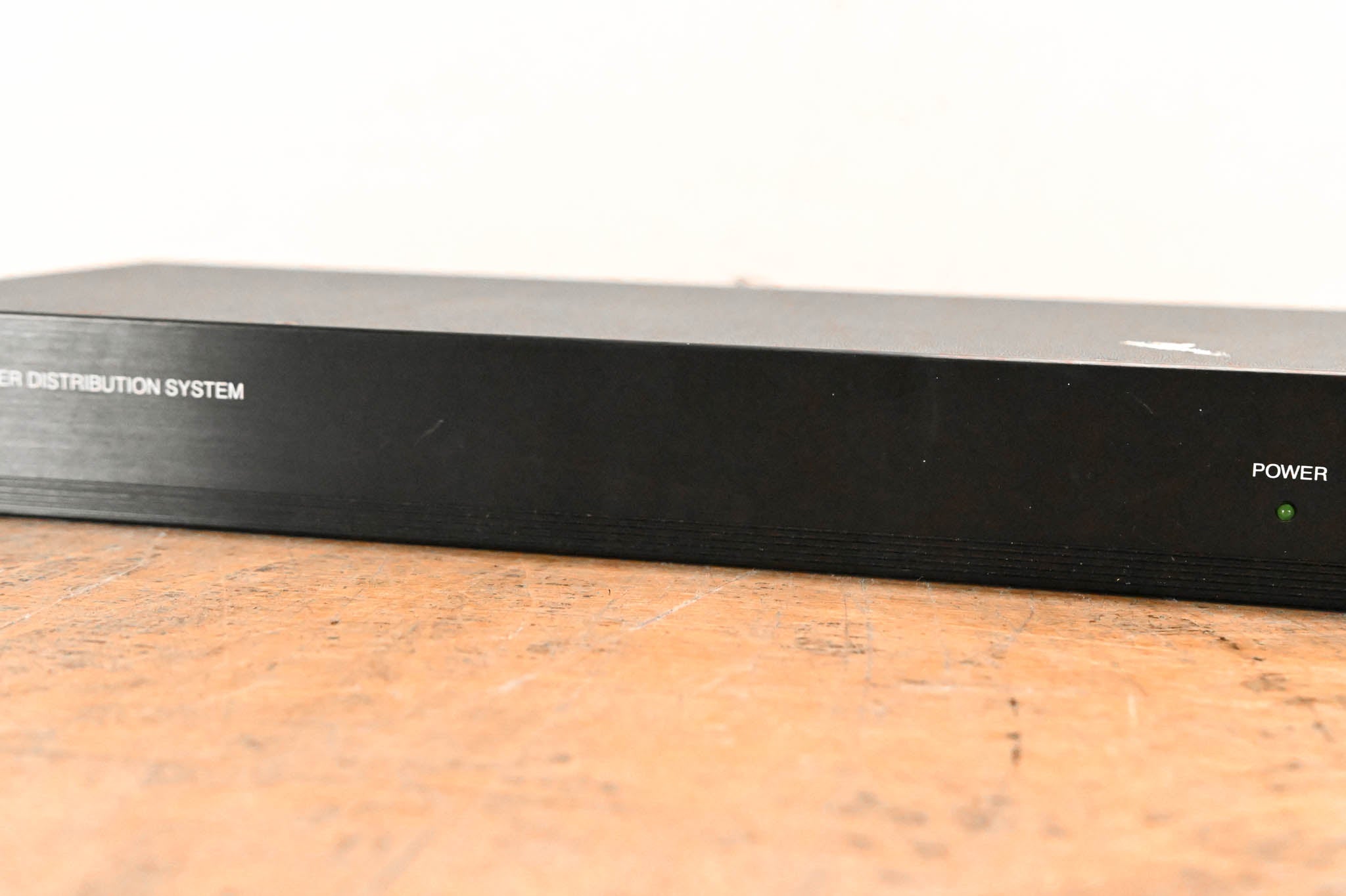 Shure UA844SWB Antenna Distribution System - 470-952 MHz NO POWER SUPPLY