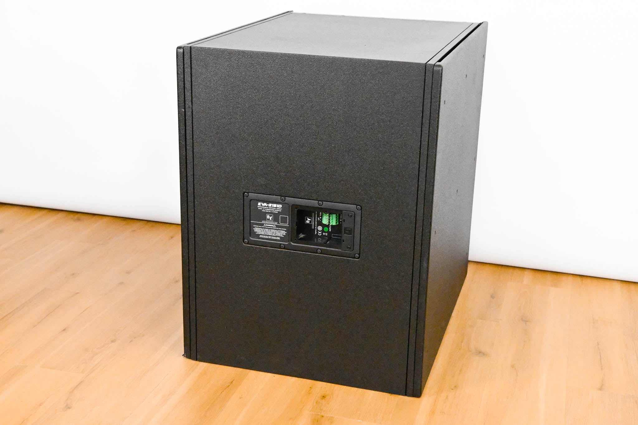 Electro-Voice (EV) EVA-2151D Dual 15" Passive Line Array Subwoofer