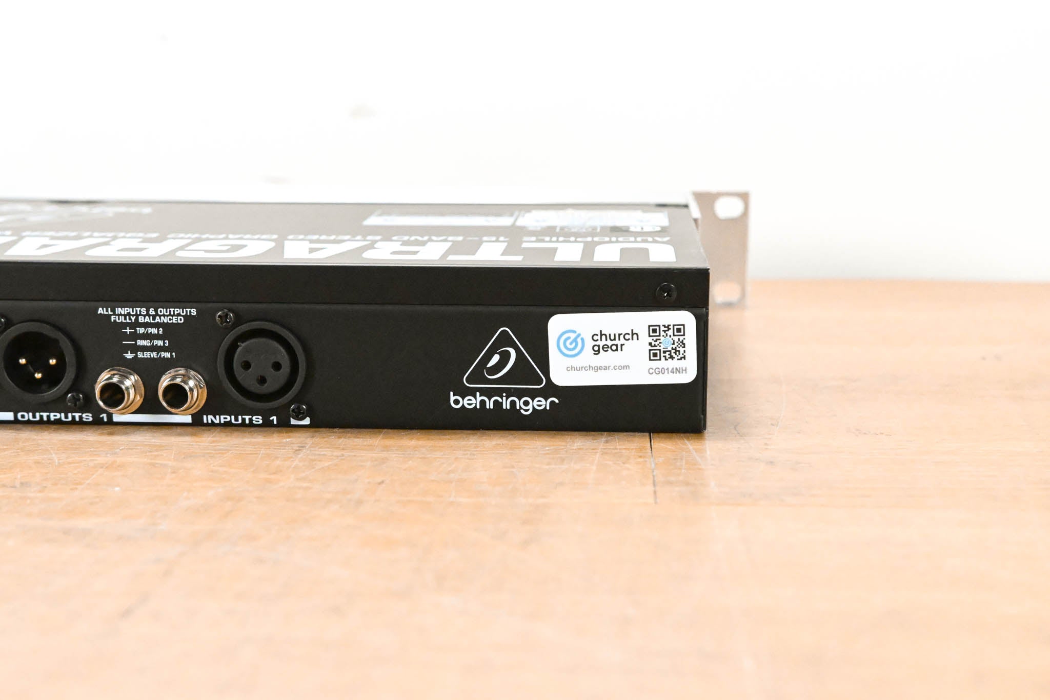 Behringer ULTRAGRAPH PRO FBQ1502 15-Band Stereo Graphic Equalizer