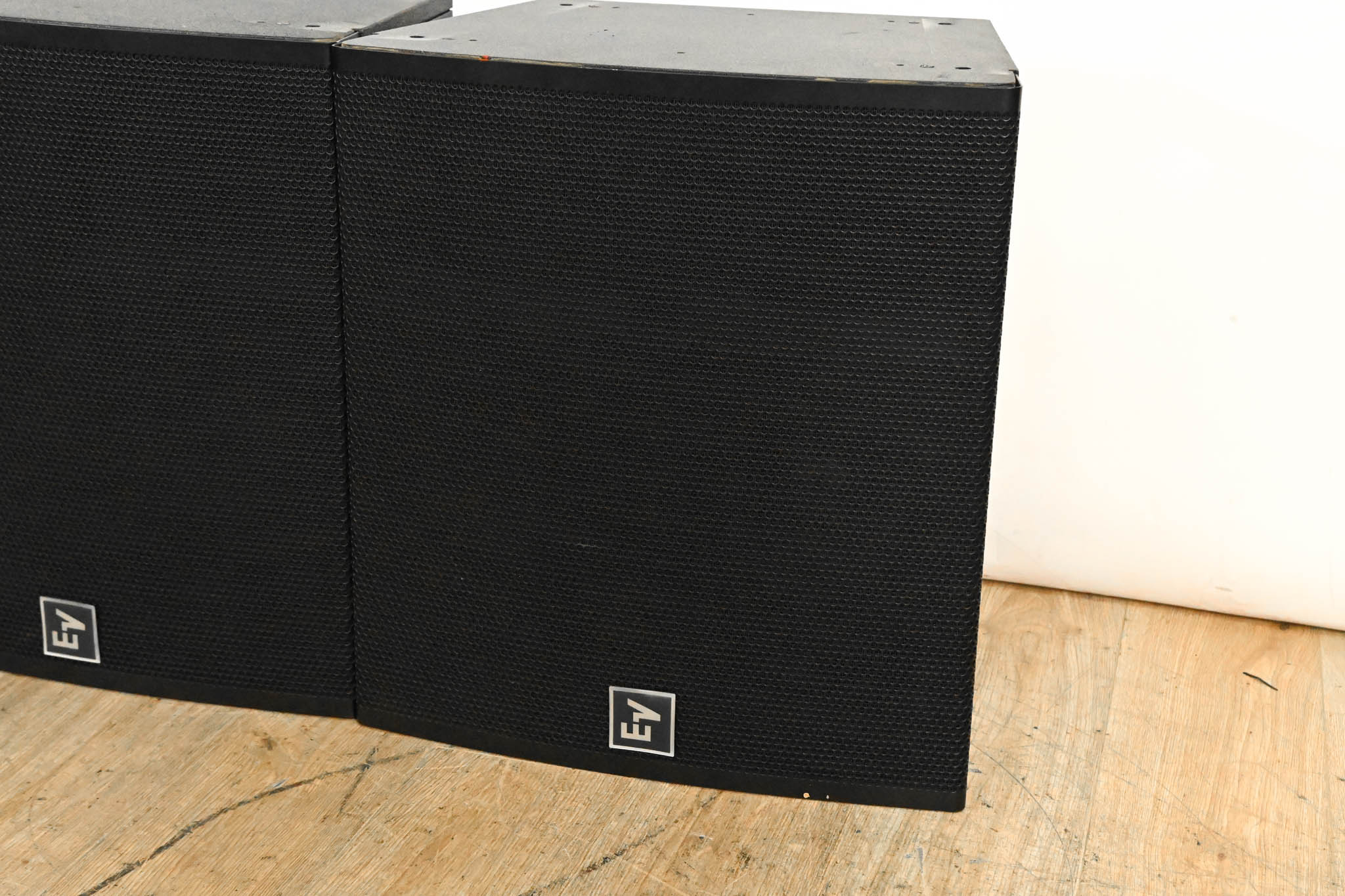Electro-Voice (EV) EVA-2082S/920 Full-Range Line-Array Speaker (PAIR)