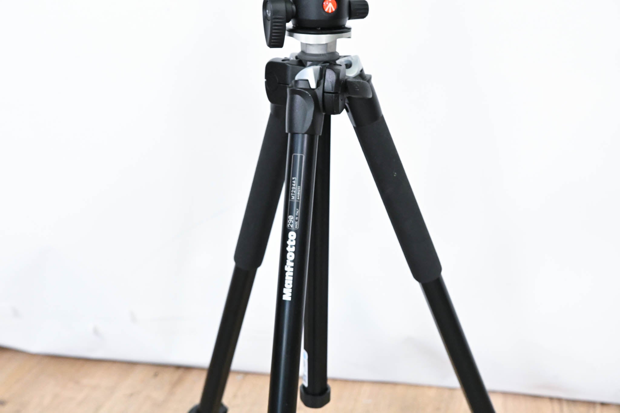 Manfrotto 496RC2 Tripod Head with 290 3-Stage Aluminum Tripod