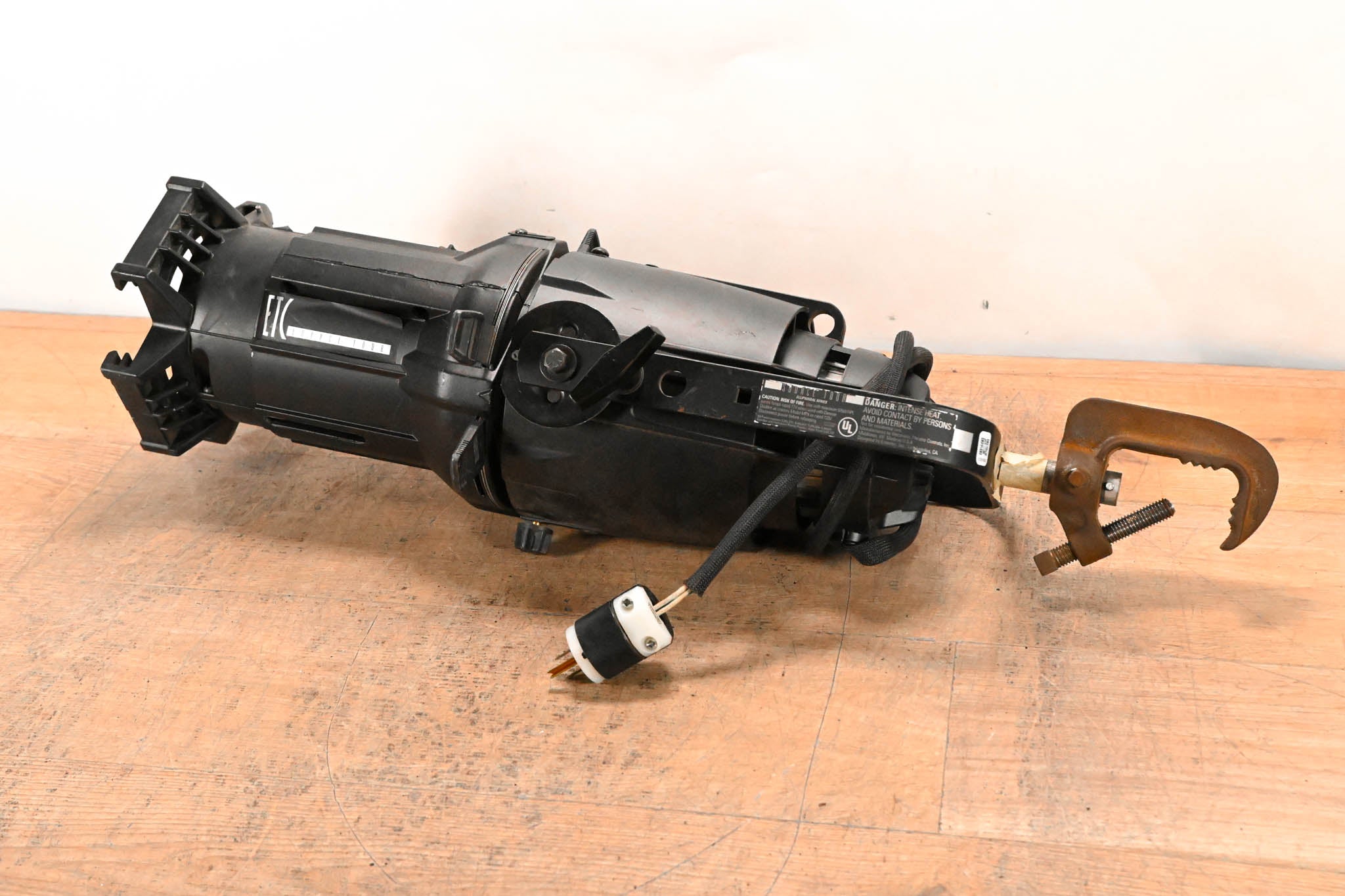 ETC Source Four 575 19 Degree Ellipsoidal Light