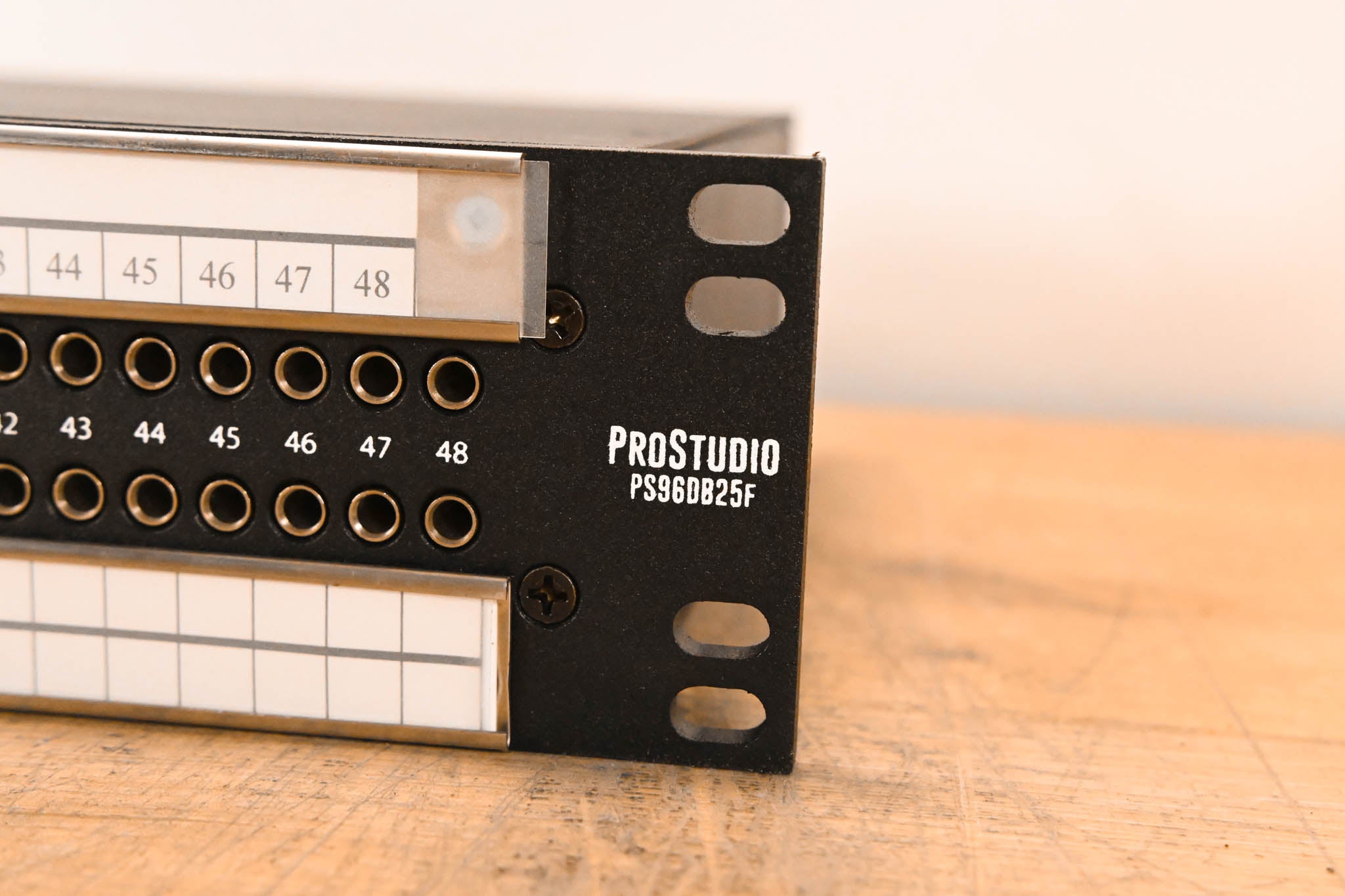 Bittree PS96DB25F 96-point TT - DB25 Patchbay