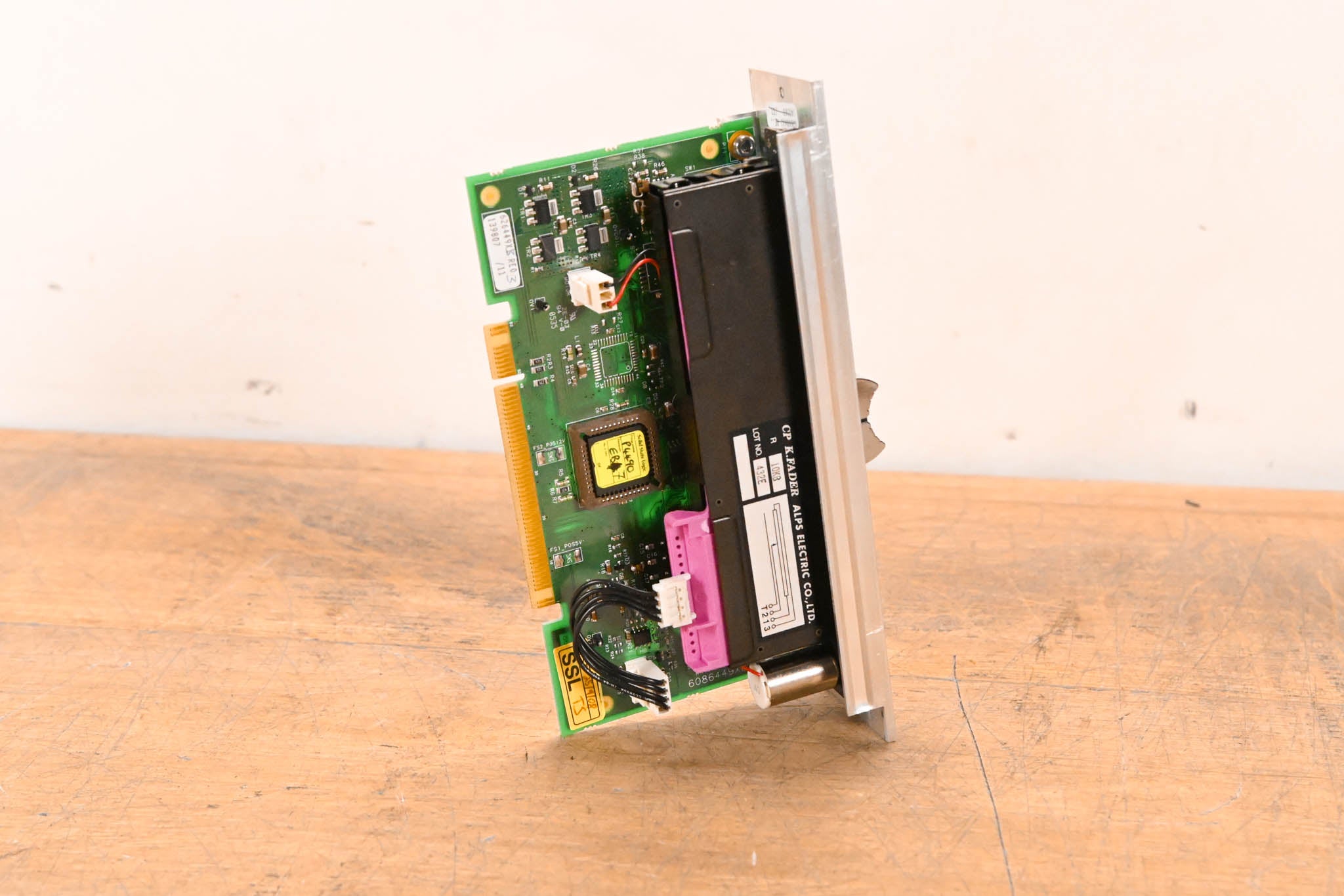 Solid State Logic C300 HD Motorized Fader Module – ALPS K-Fader Assembly