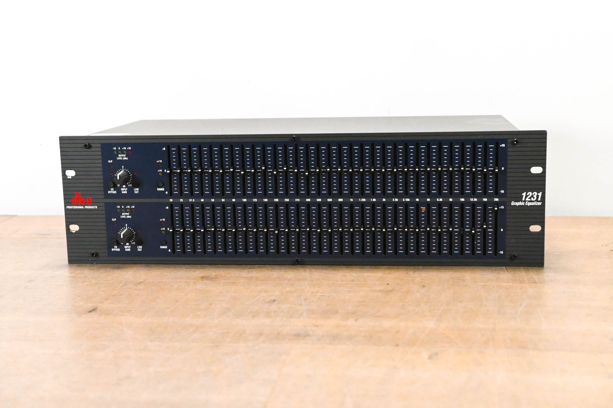 dbx 1231 Dual-Channel 31-Band Graphic Equalizer