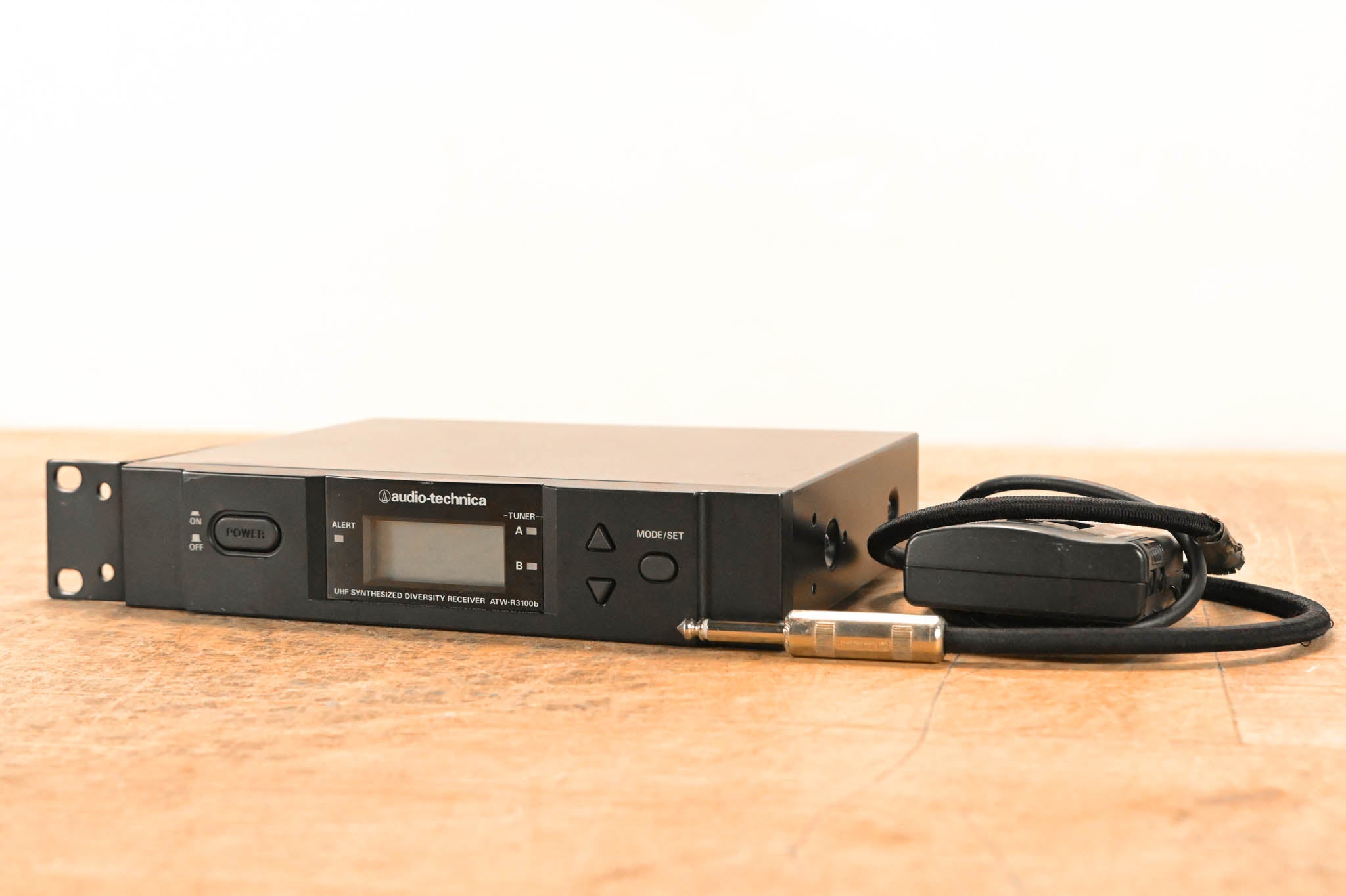 Audio-Technica ATW-R3100bl Receiver w/ Bodypack - 482-507 MHz (NO PSU)