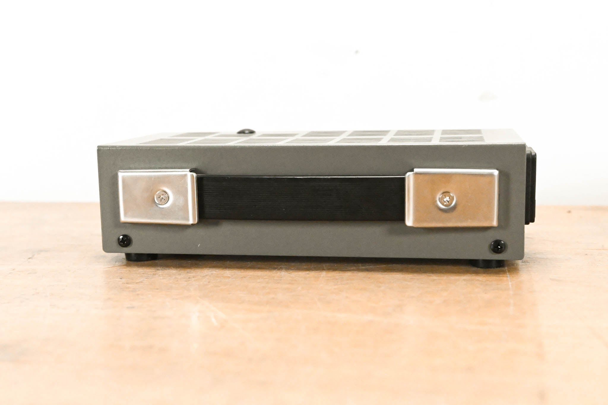 IDX System Technology IA-60a Single-Channel DC Power Supply