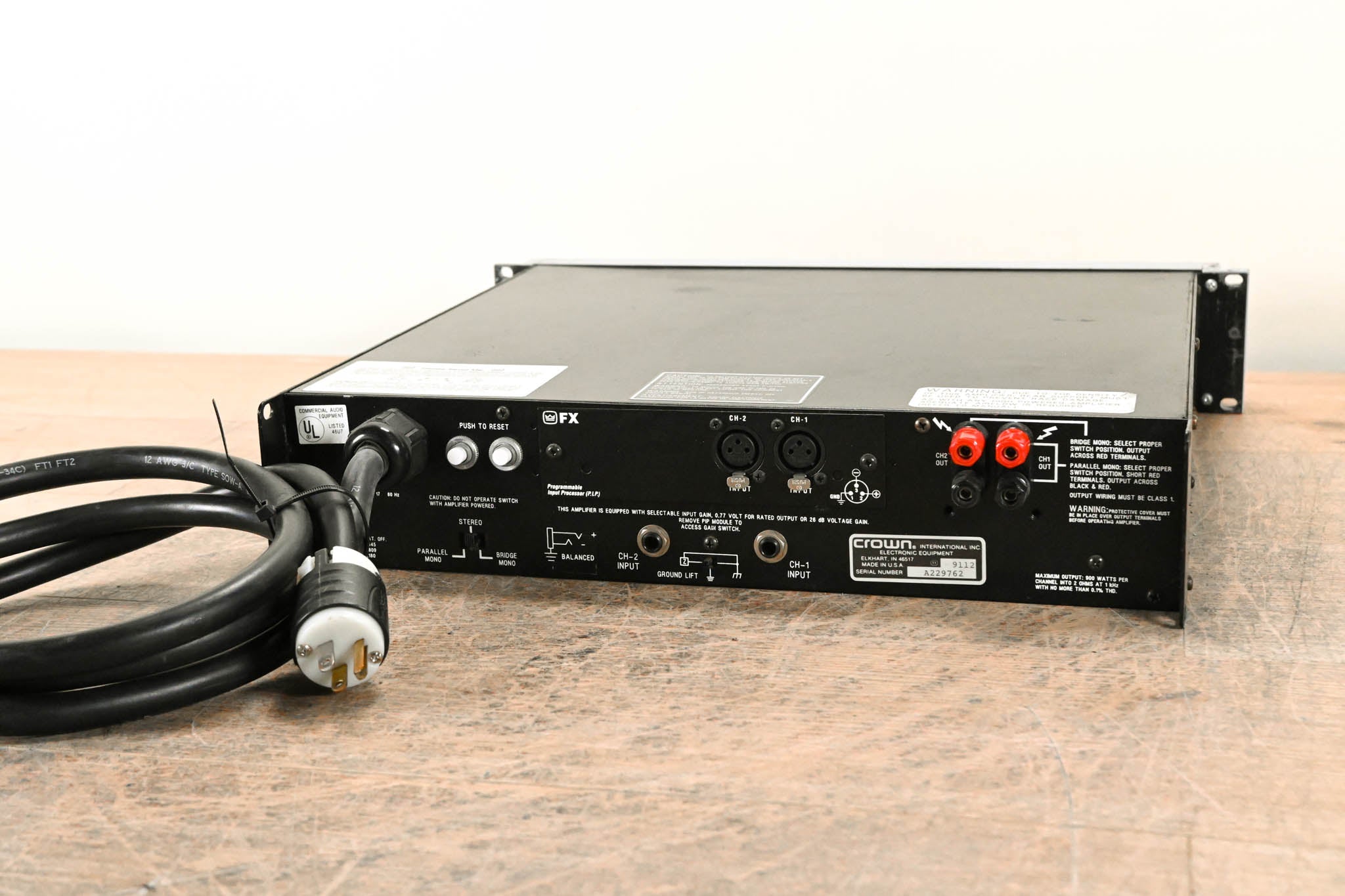 Crown Macro-Tech 2400 2-Channel Power Amplifier